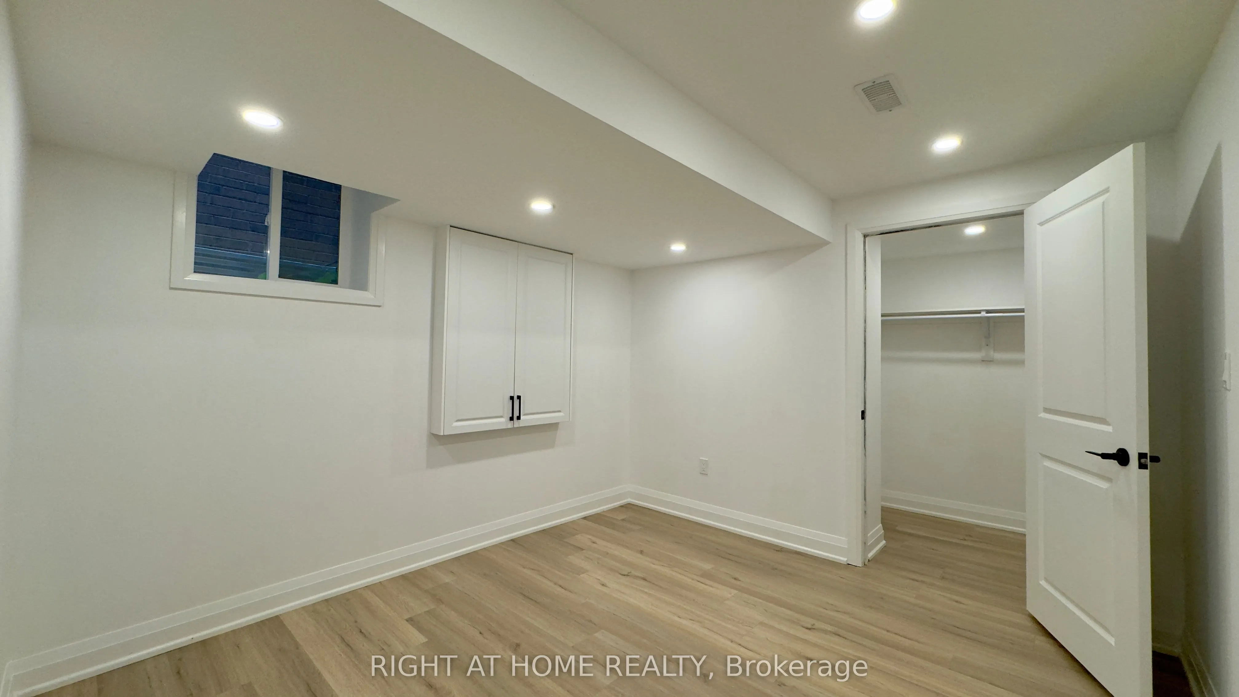 5 Oswell Drive, #Bsmt