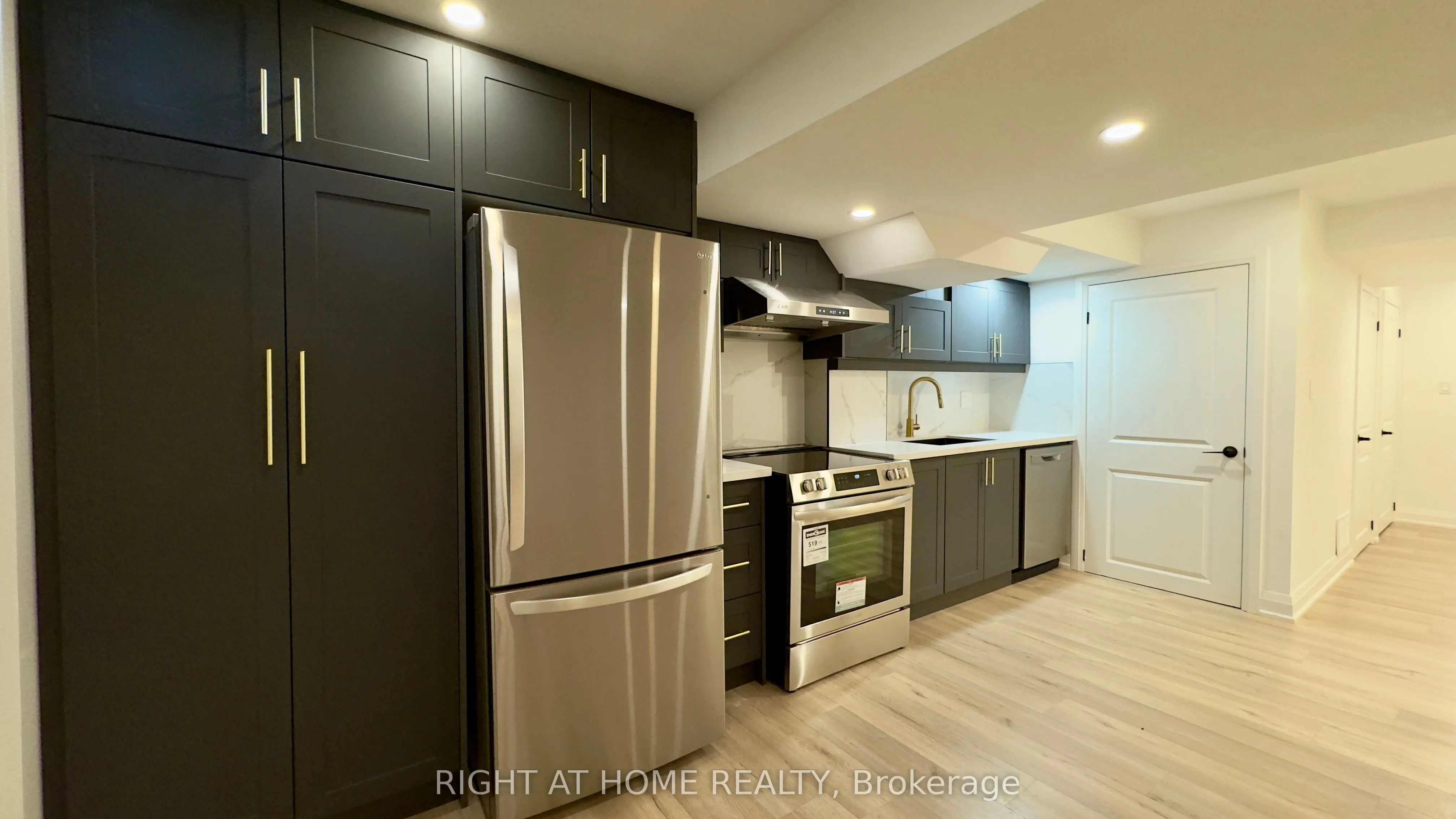 5 Oswell Drive, #Bsmt