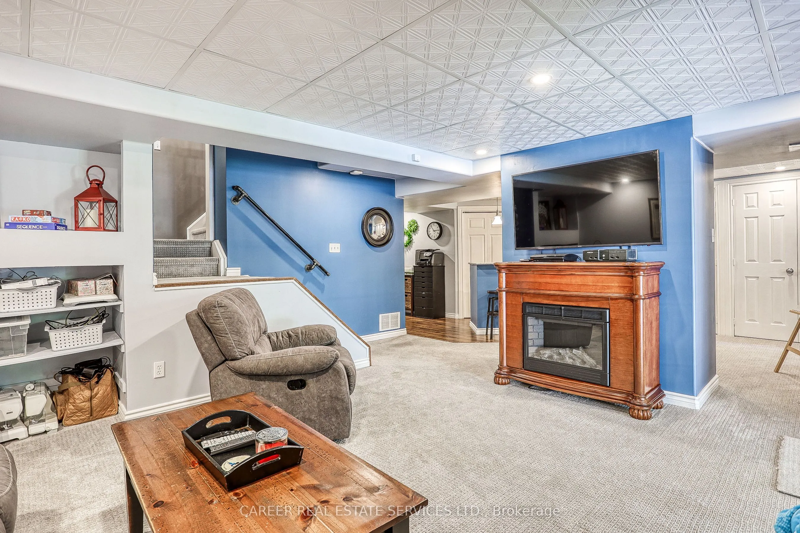1091 Trail Valley Drive