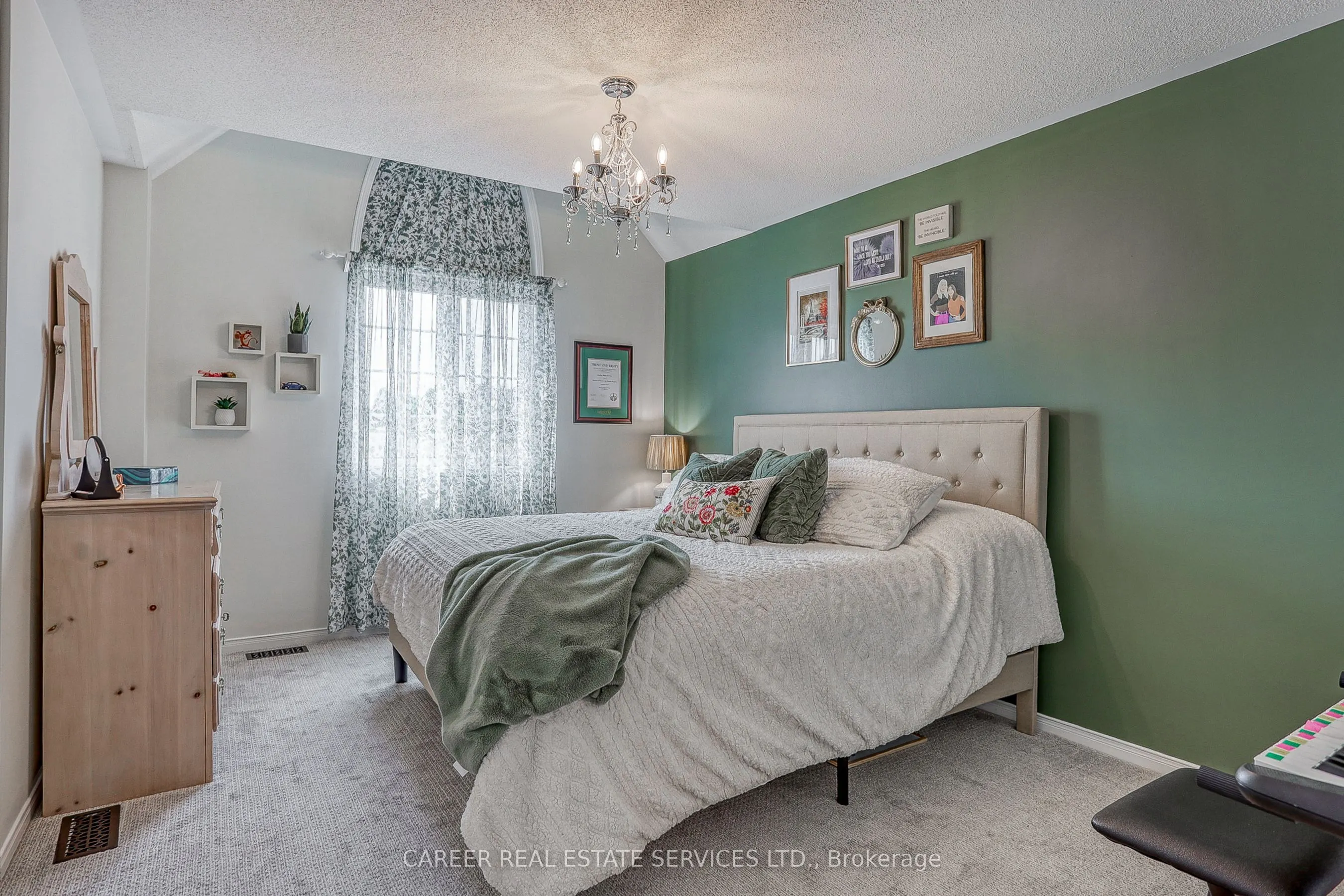 1091 Trail Valley Drive