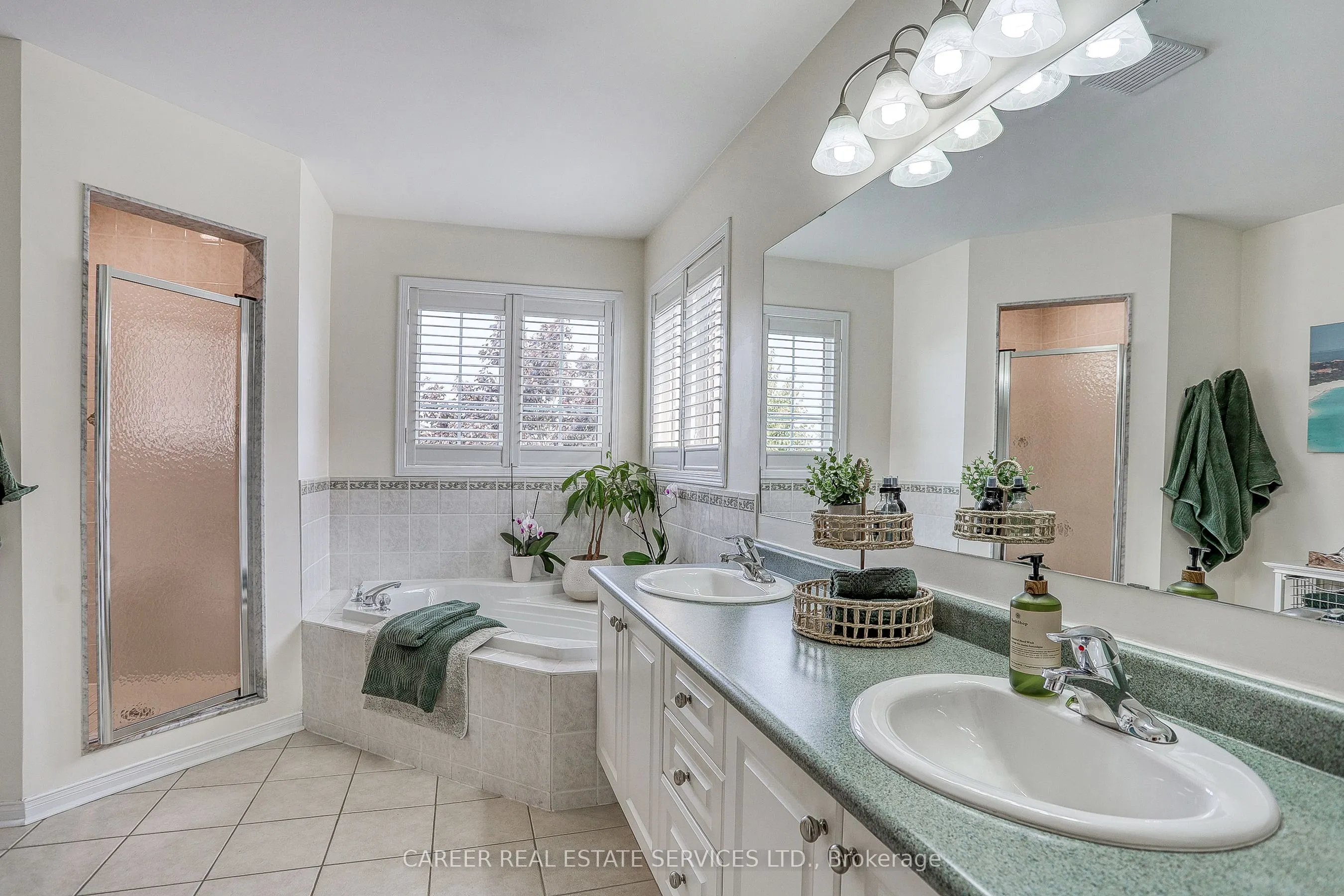 1091 Trail Valley Drive
