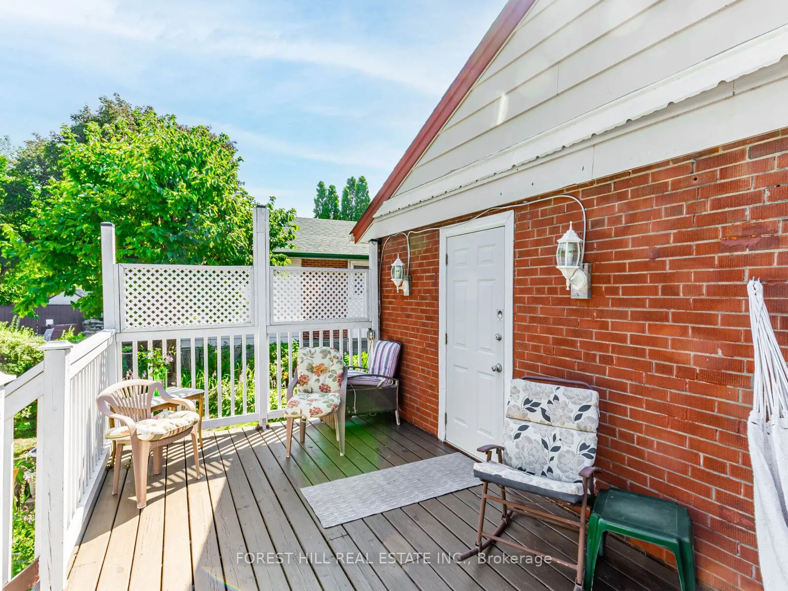 27 Fitzgibbon Avenue