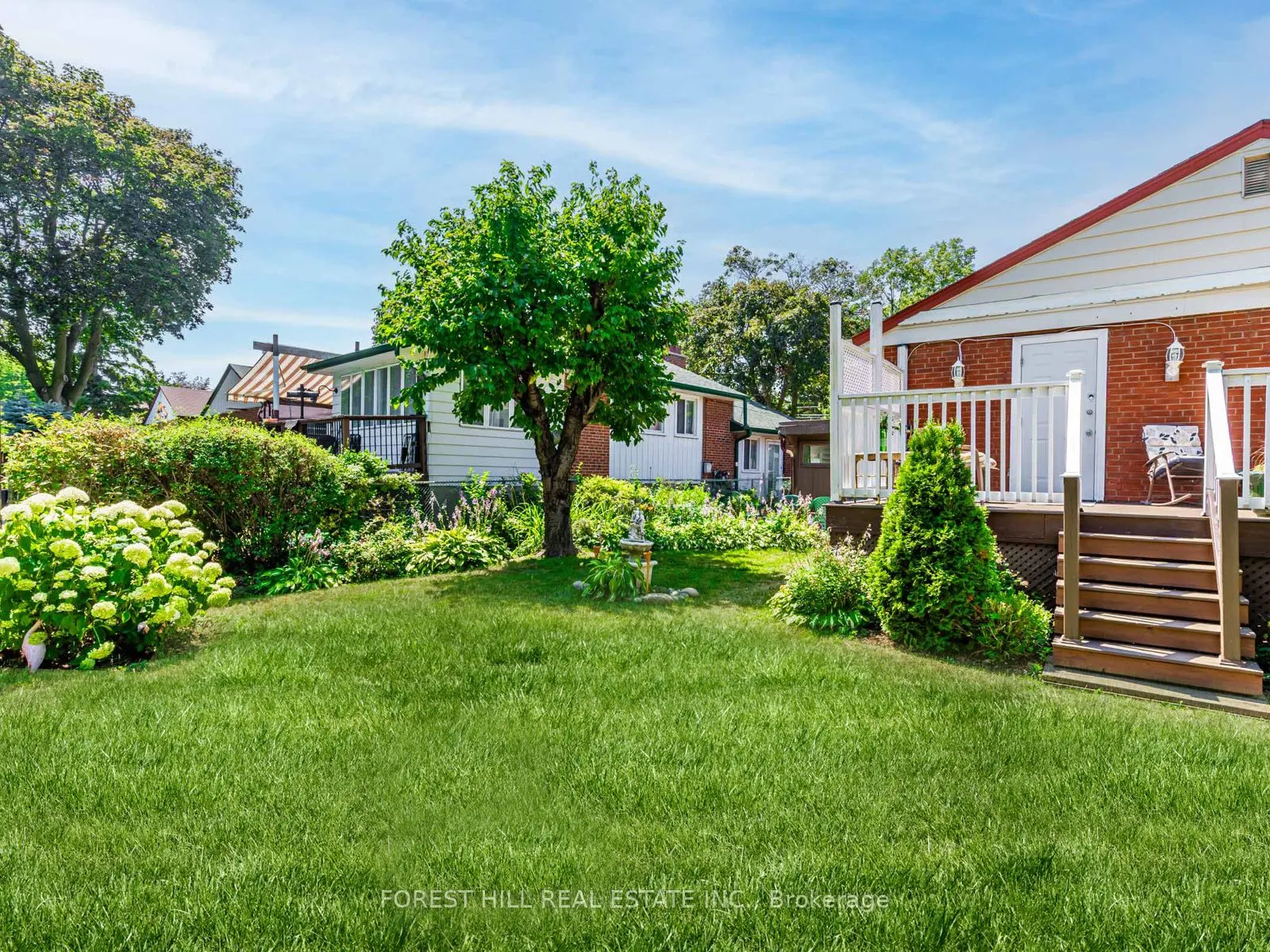 27 Fitzgibbon Avenue