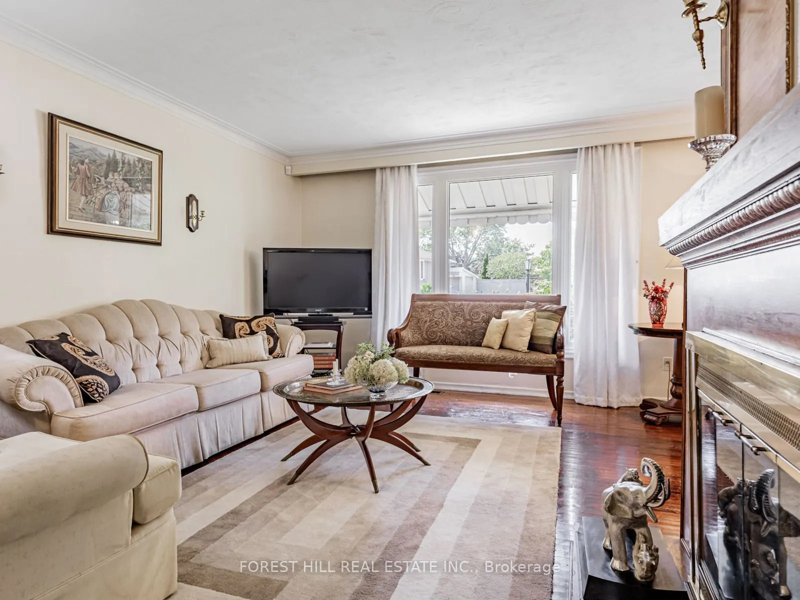 27 Fitzgibbon Avenue
