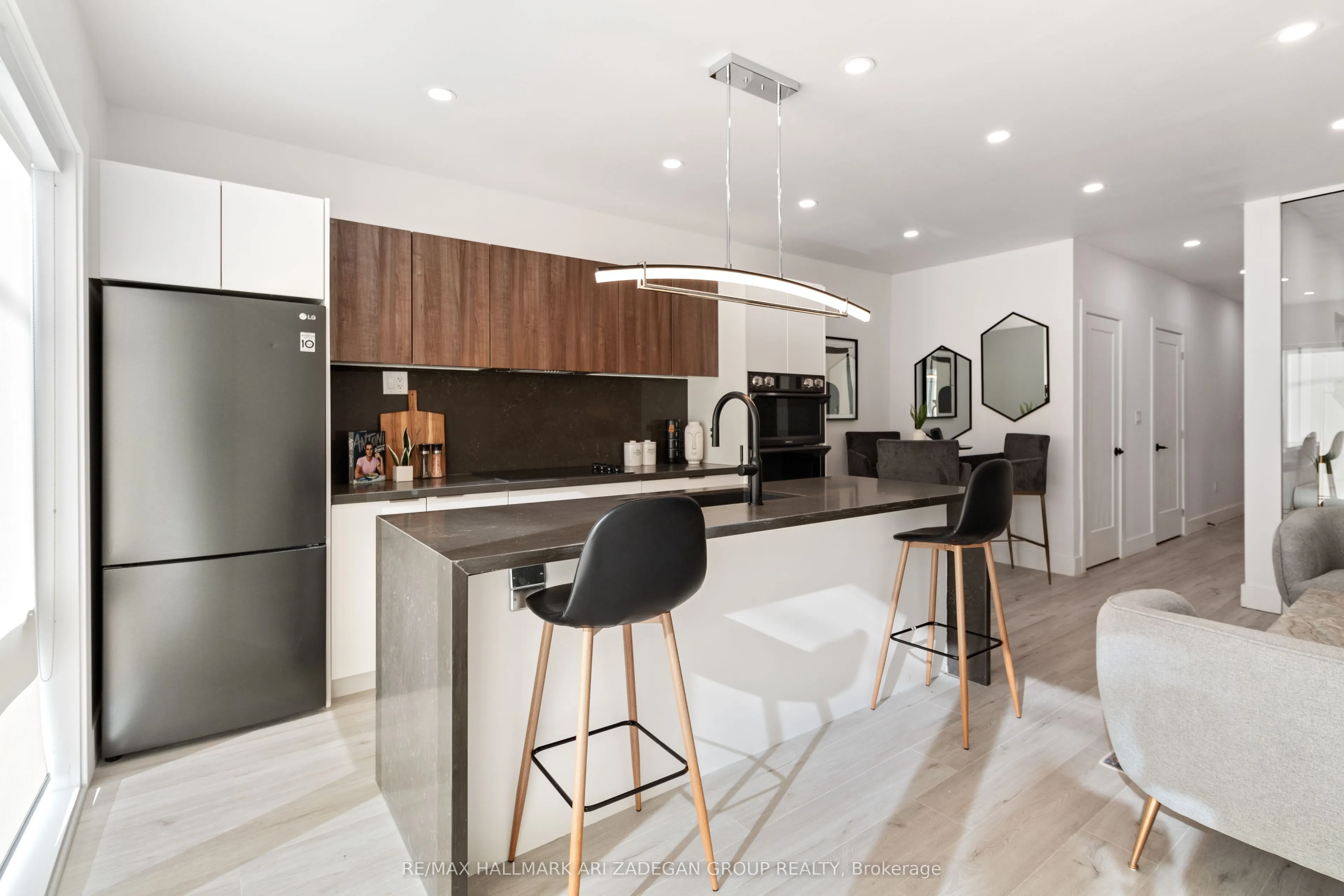 16 Minto Street, #1