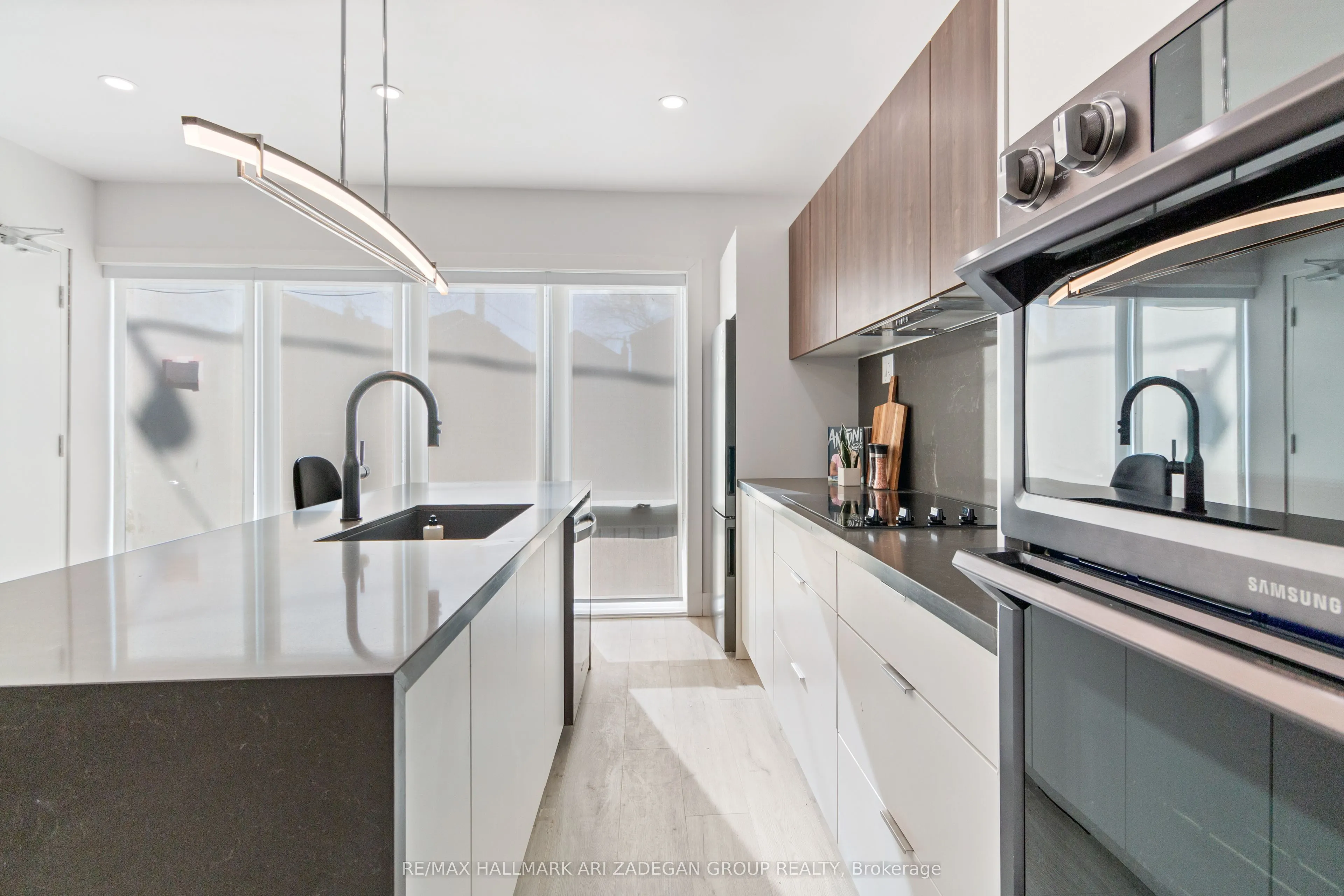16 Minto Street, #1