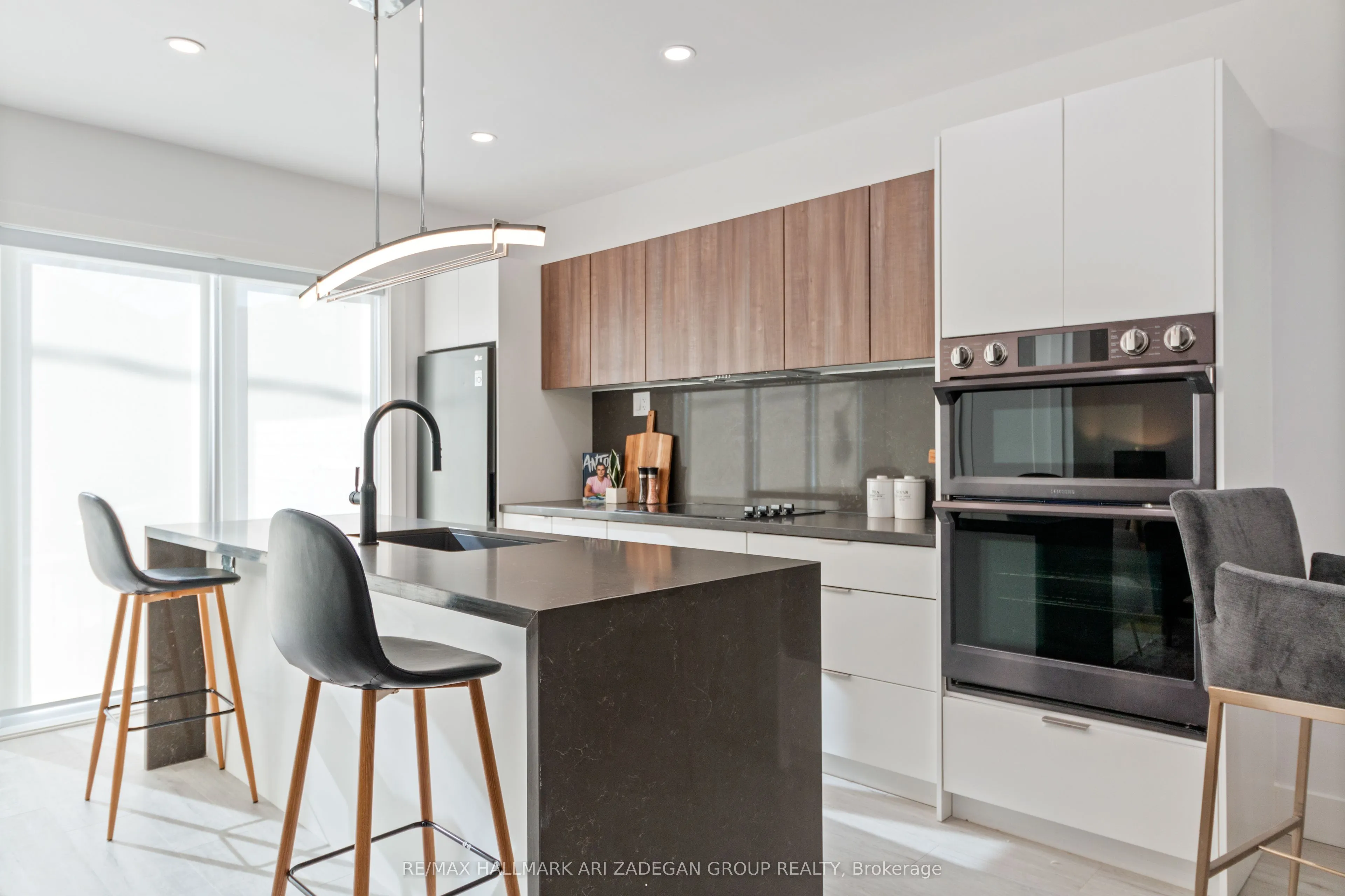 16 Minto Street, #1