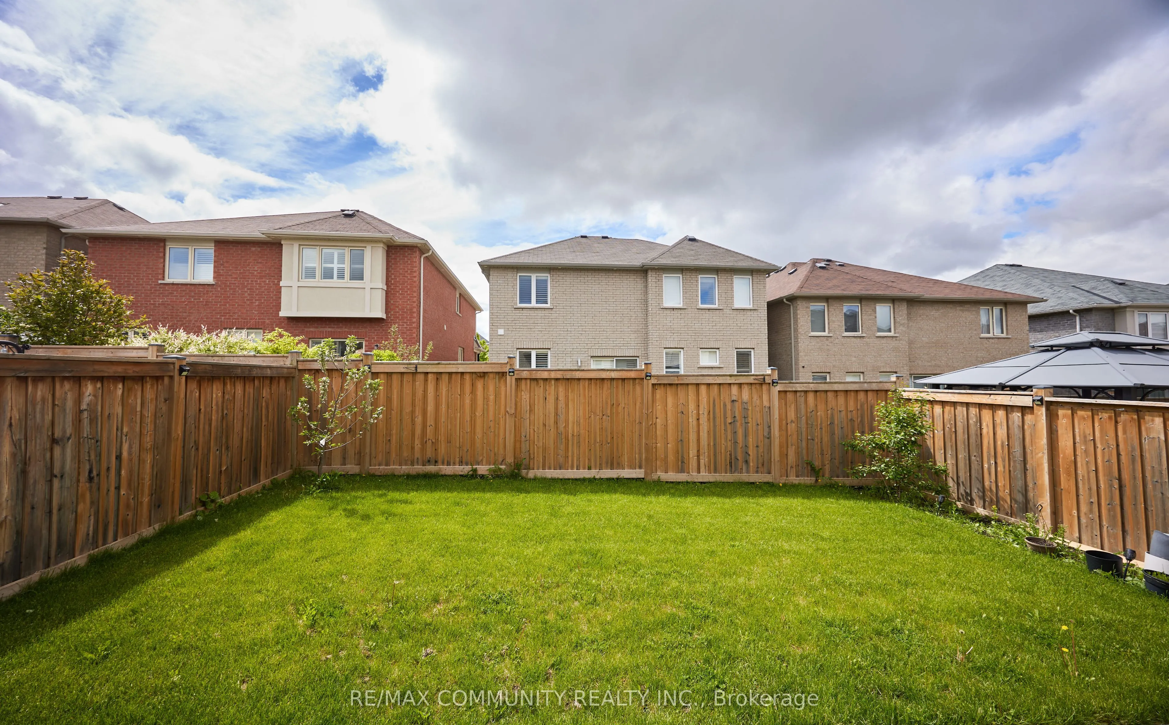 9 Ainley Road