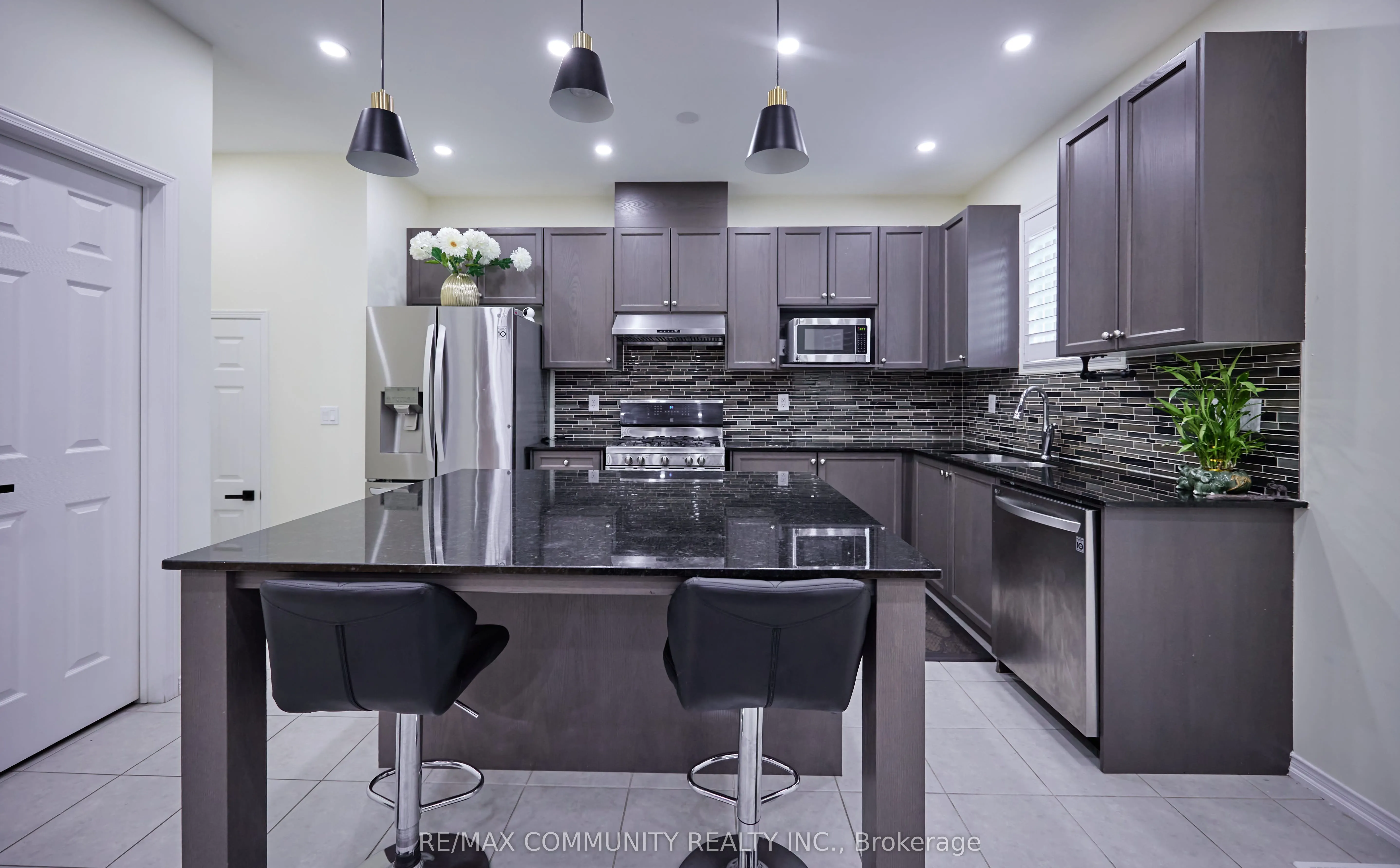 9 Ainley Road