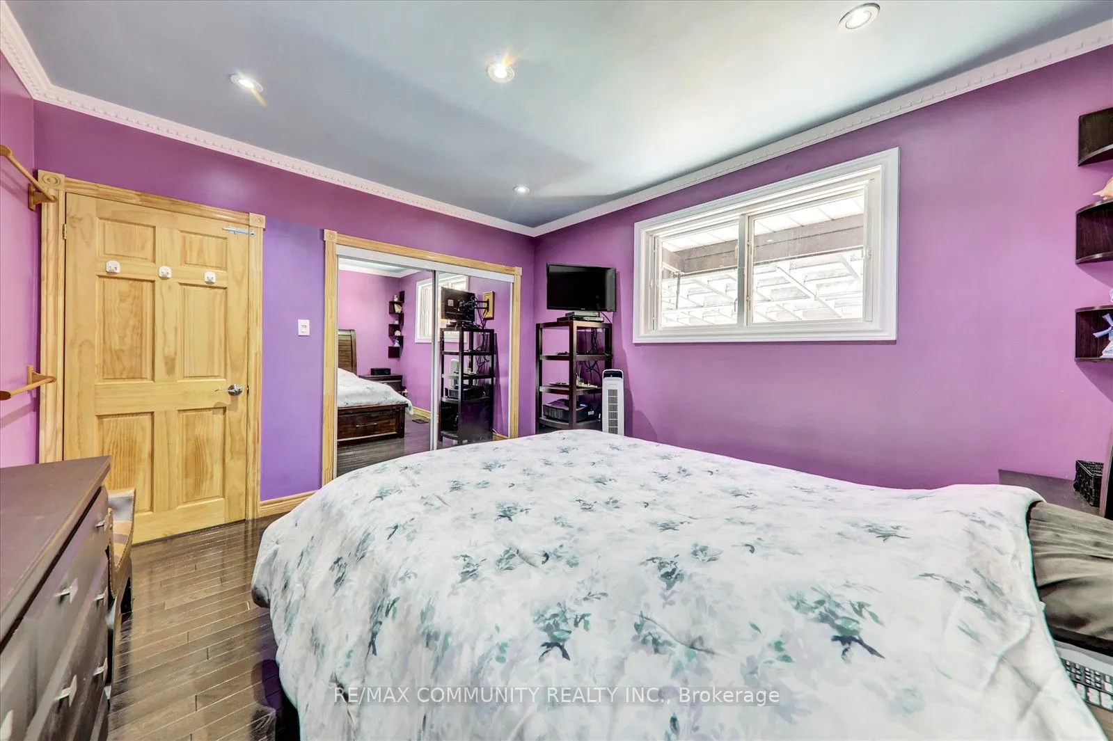 837 Scarborough Golf Club Road