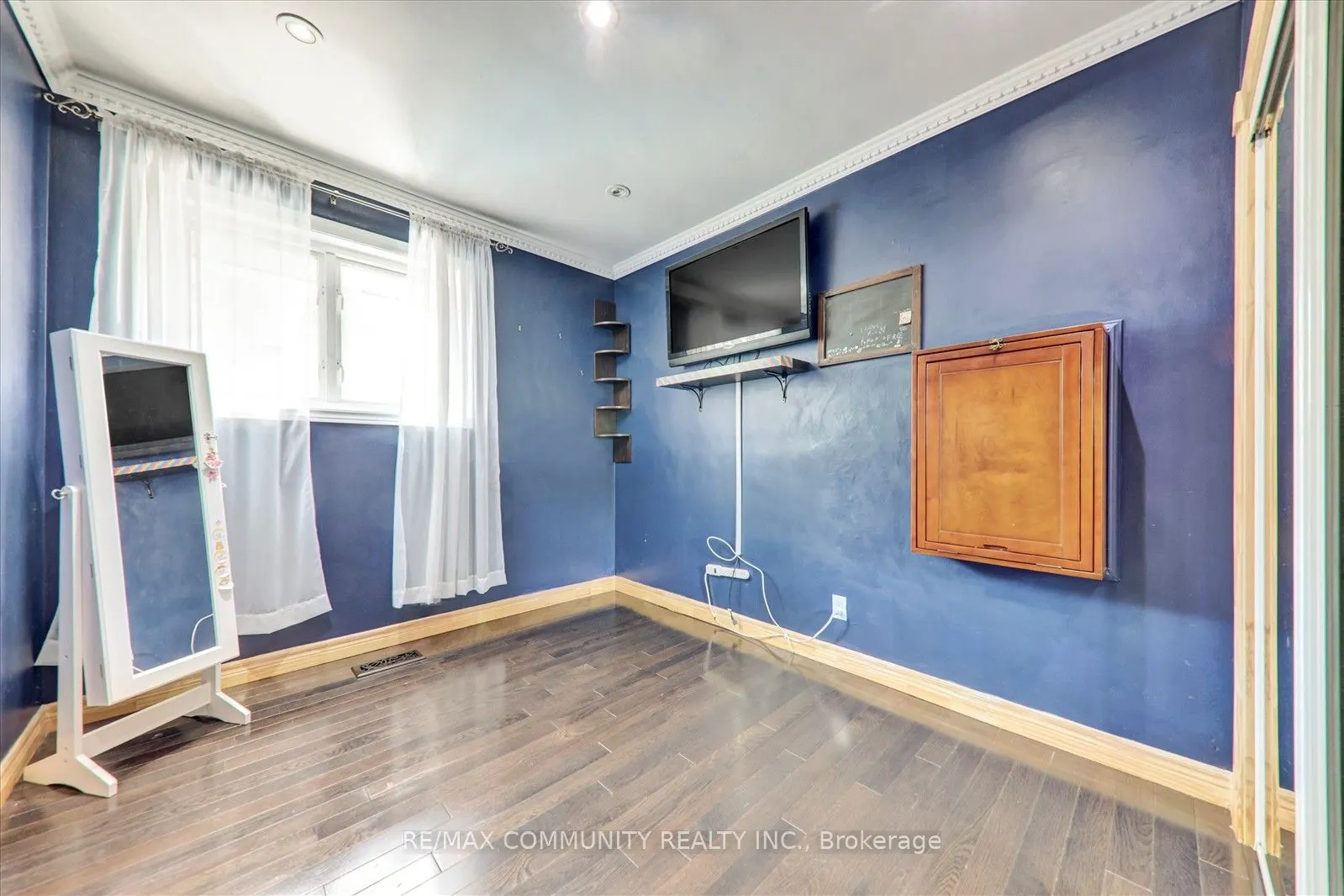 837 Scarborough Golf Club Road