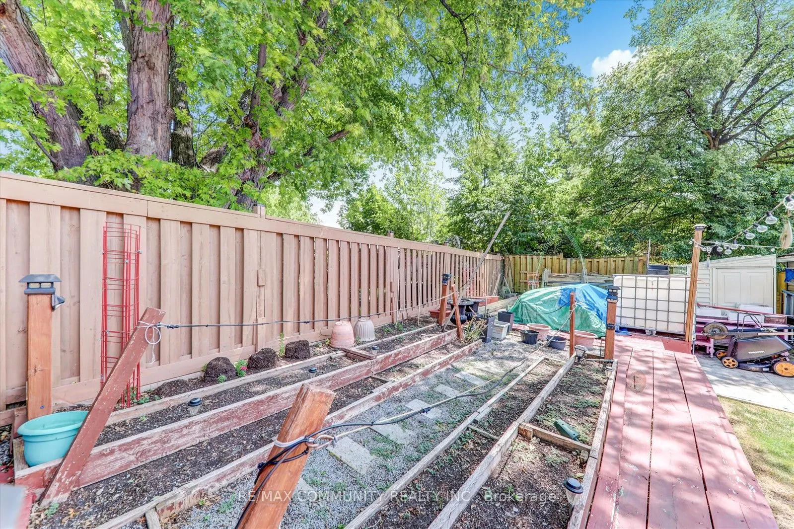 837 Scarborough Golf Club Road
