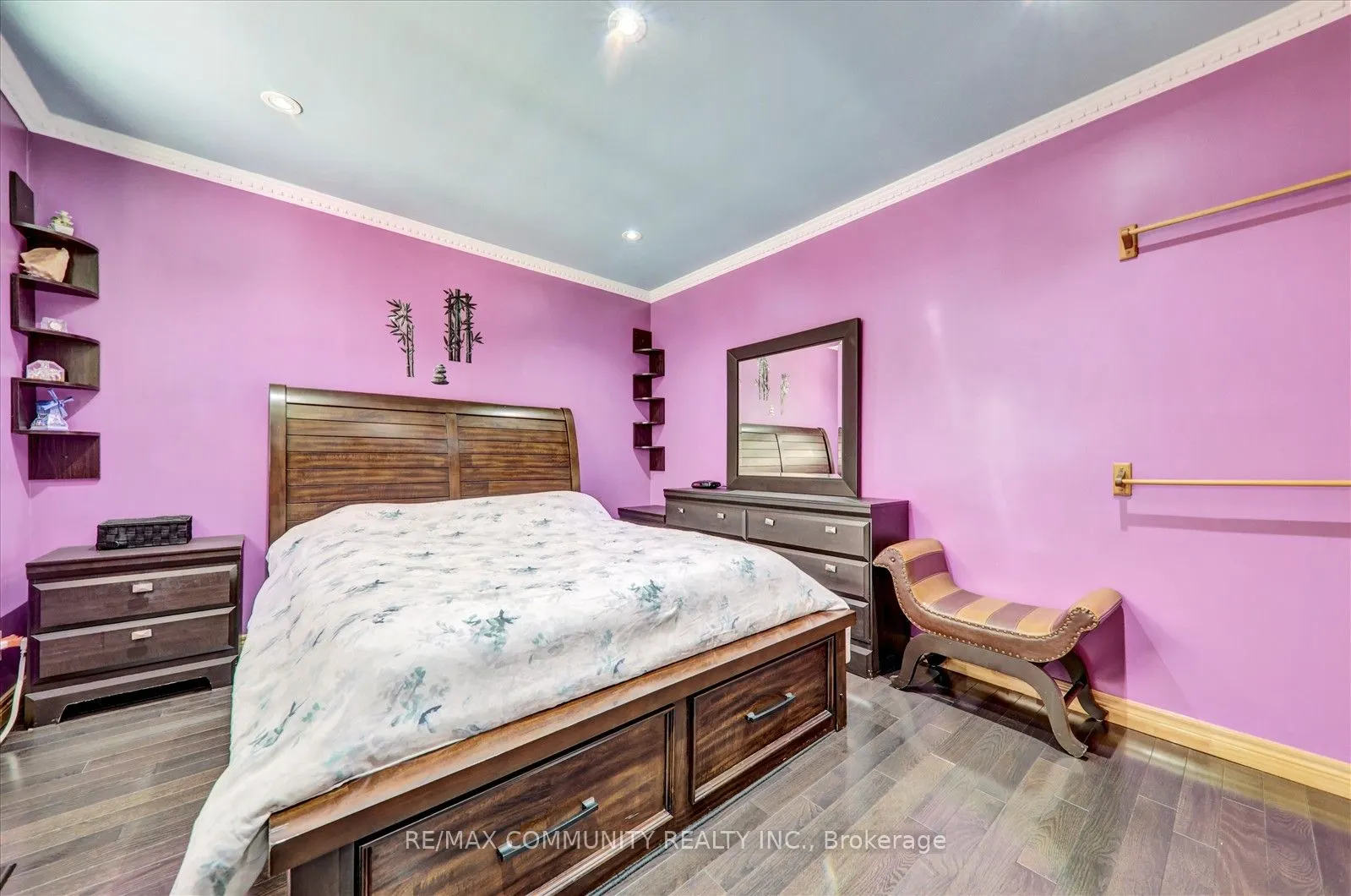 837 Scarborough Golf Club Road