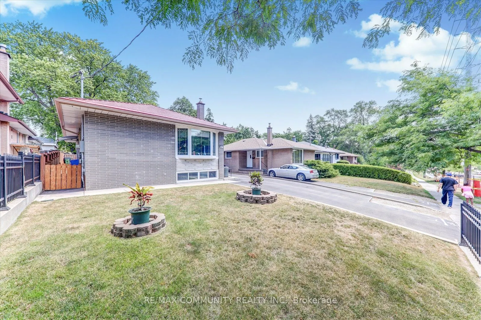 837 Scarborough Golf Club Road
