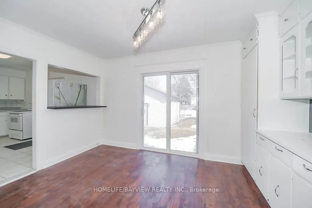 187 Park Road S
