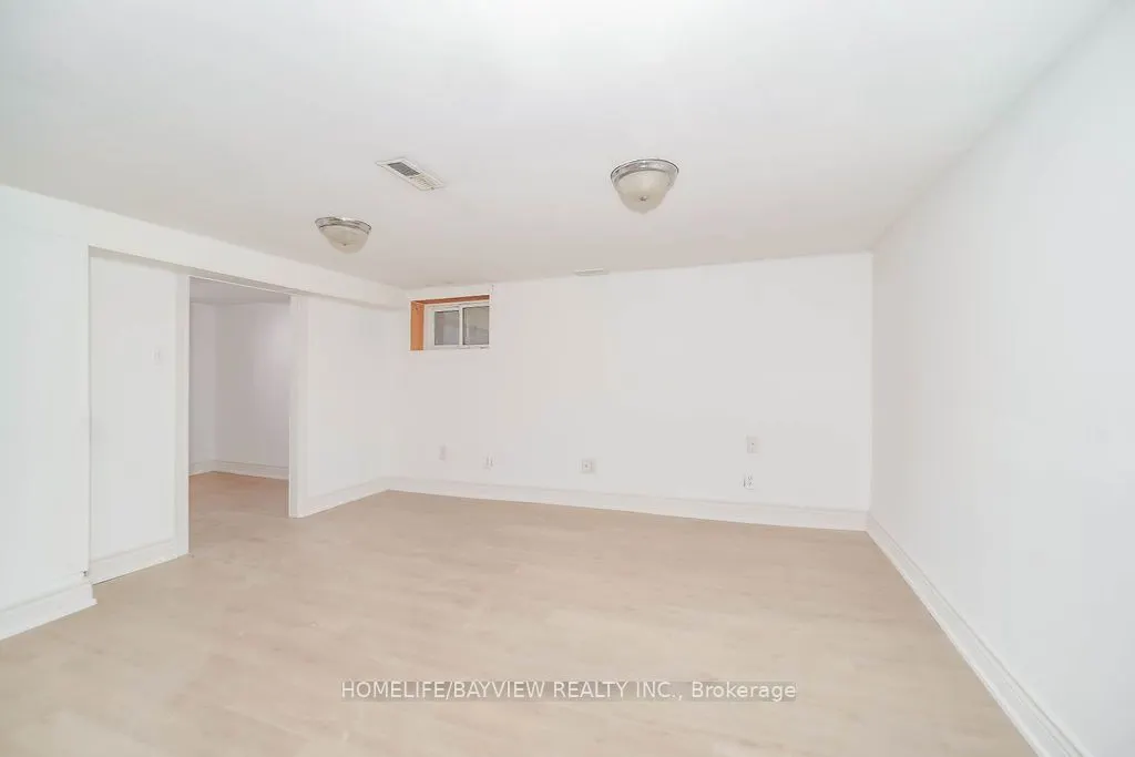 187 Park Road S