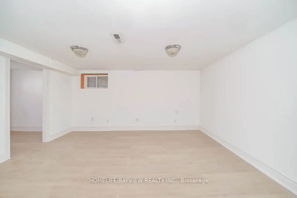 187 Park Road S