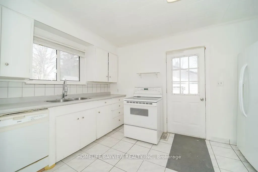 187 Park Road S