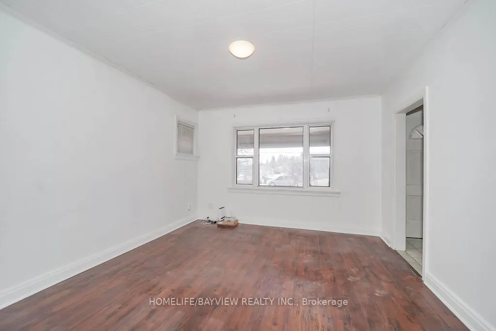 187 Park Road S