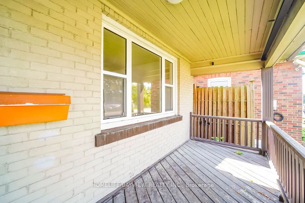 187 Park Road S