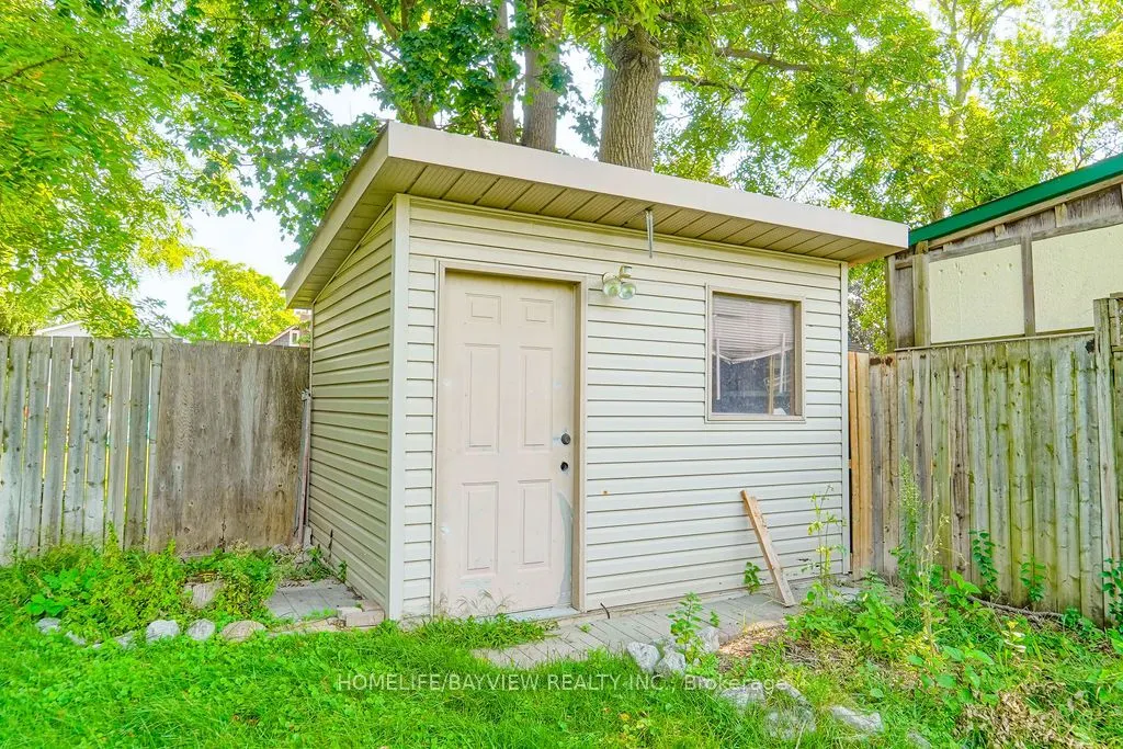 187 Park Road S