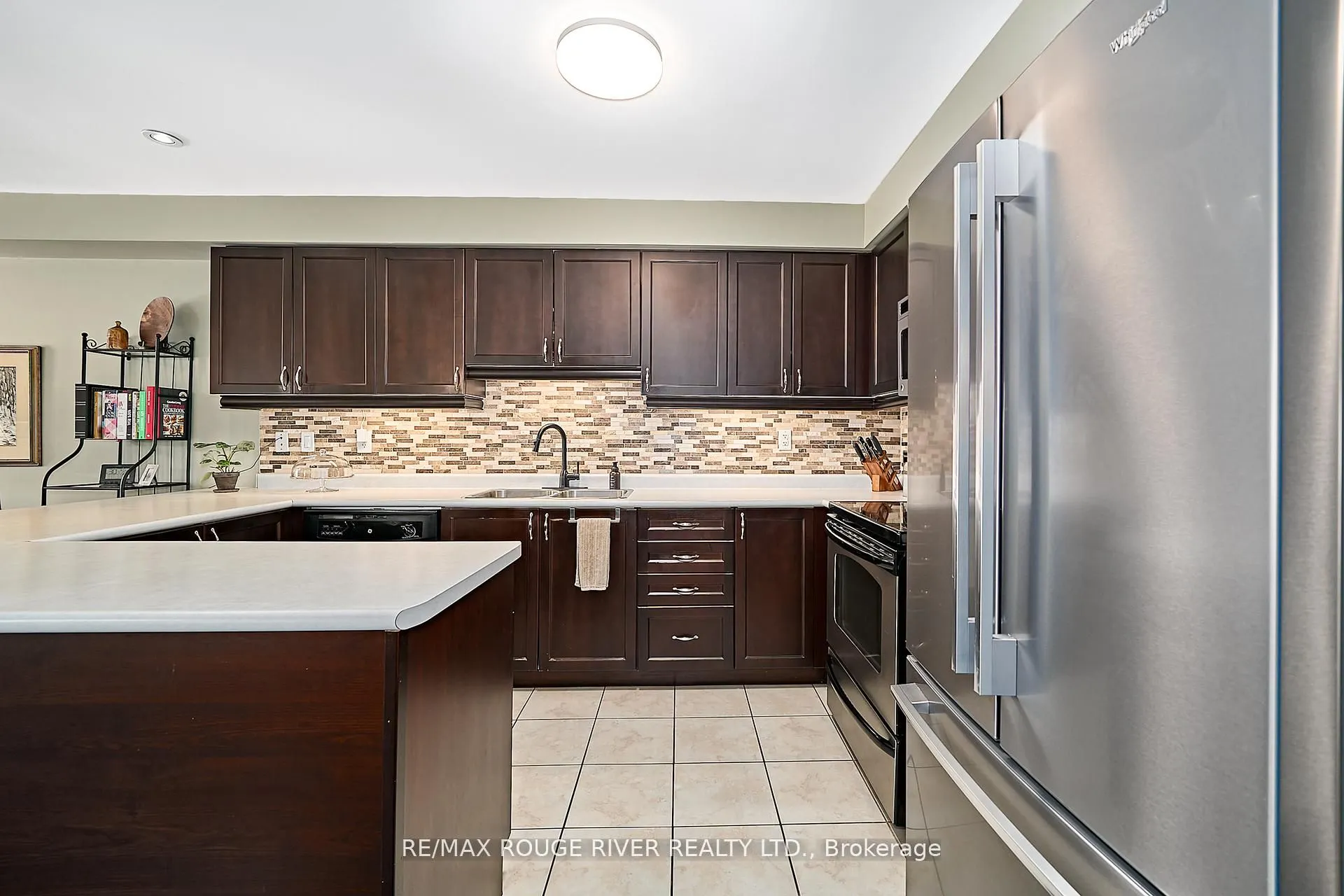 26 Lander Crescent