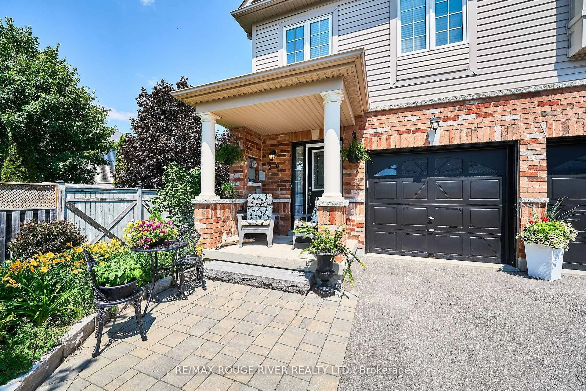 26 Lander Crescent