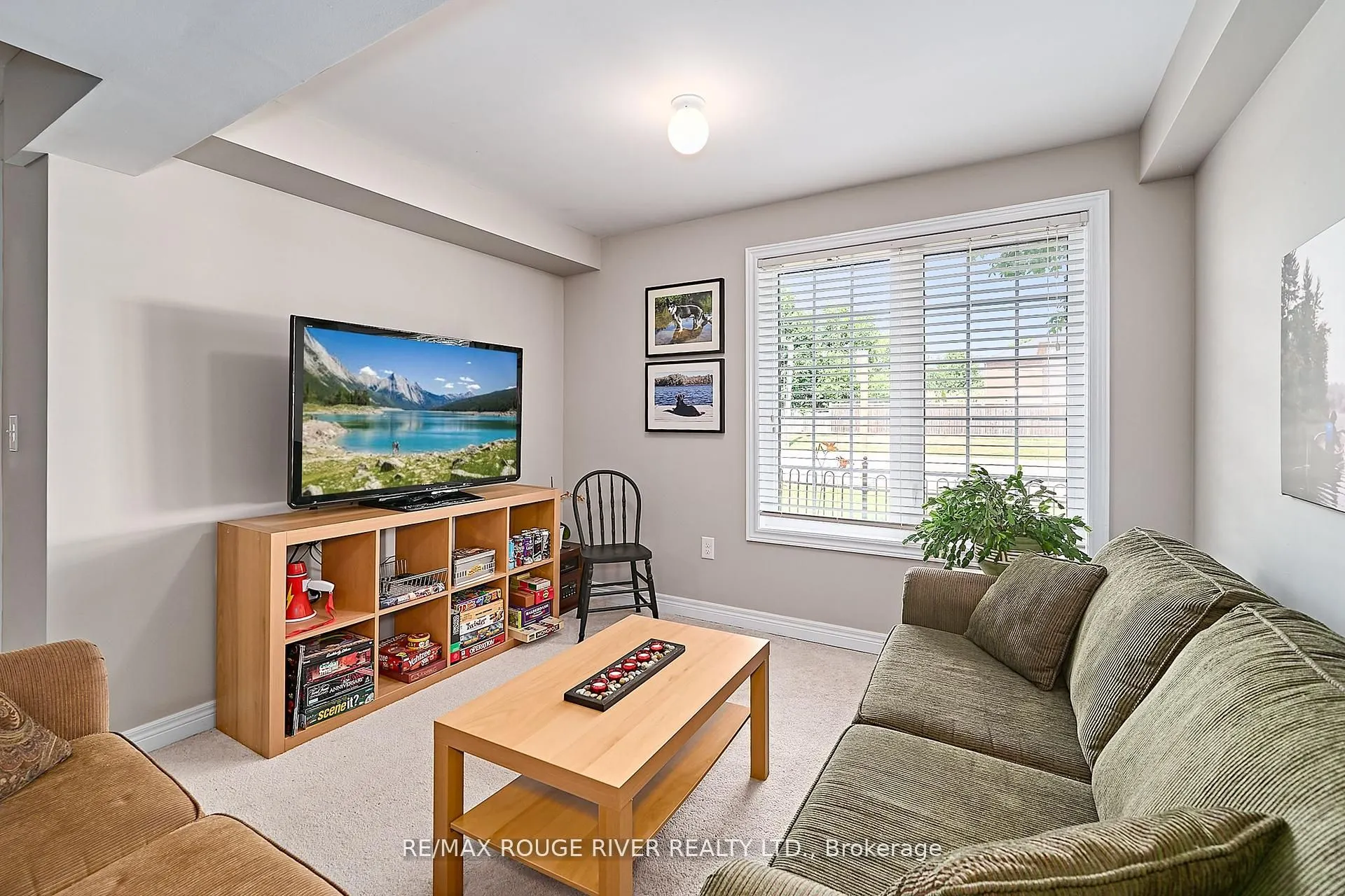 26 Lander Crescent