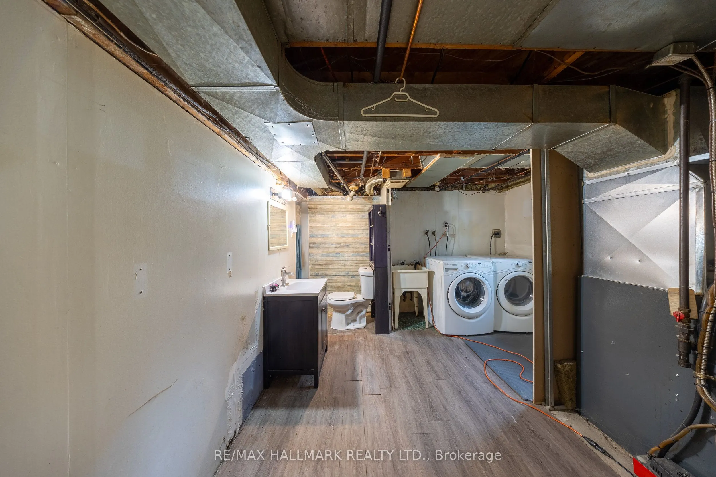 260 Farewell Avenue