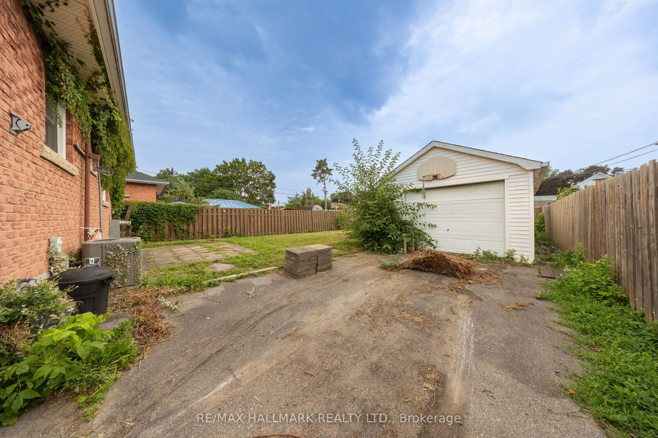 260 Farewell Avenue
