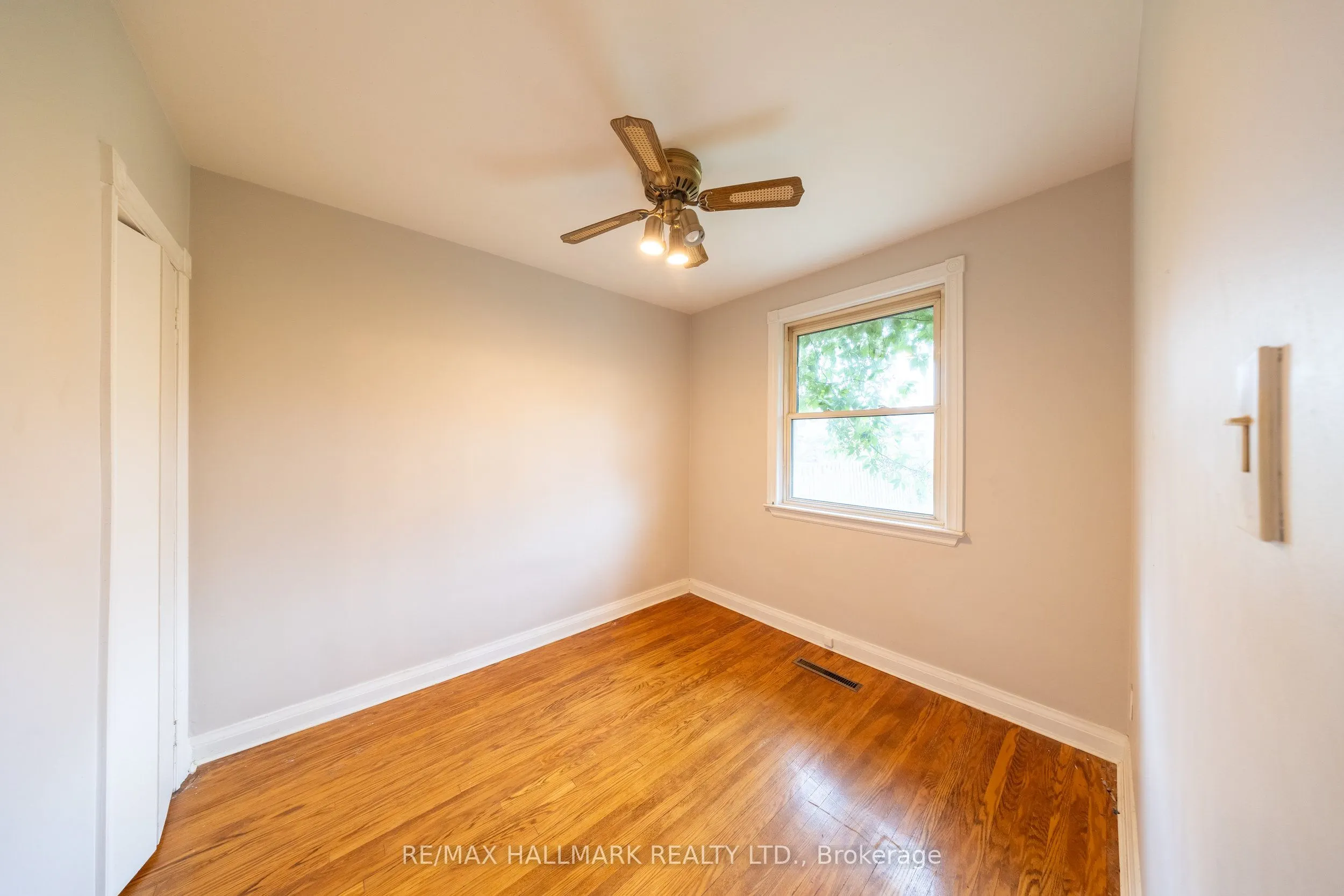 260 Farewell Avenue