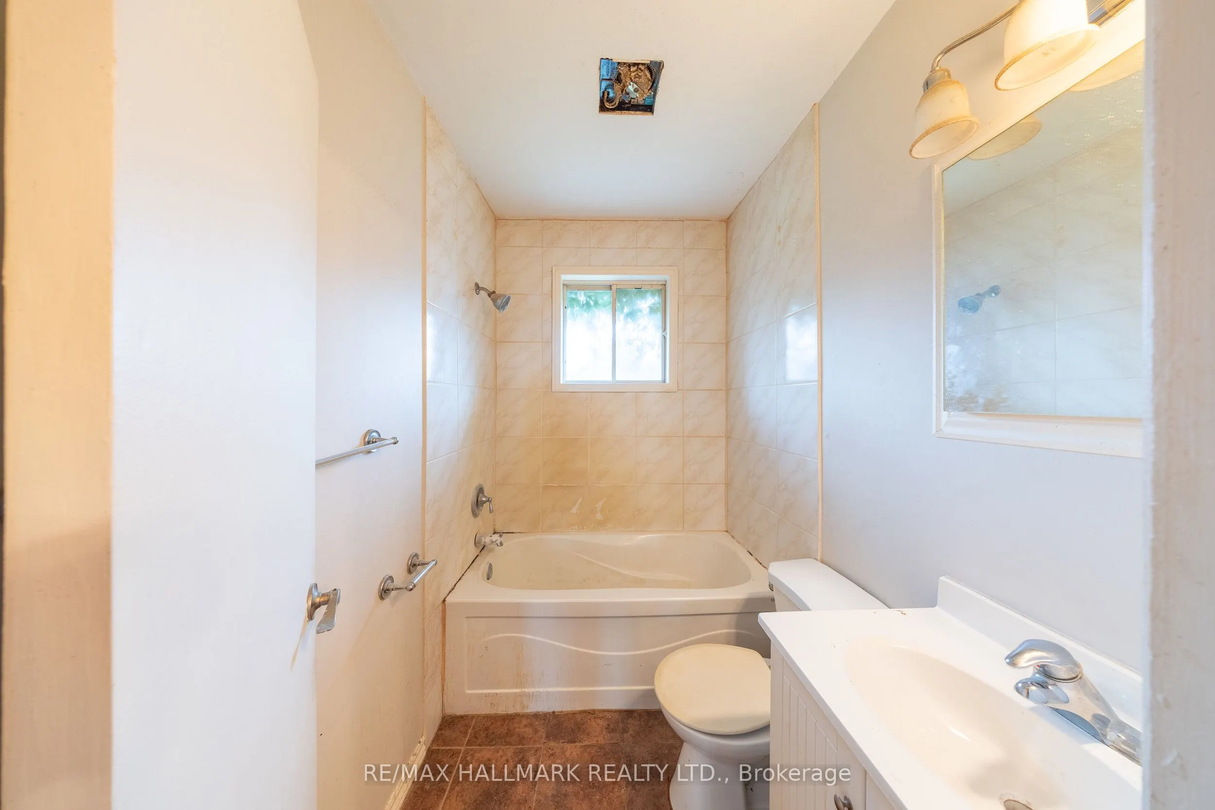 260 Farewell Avenue