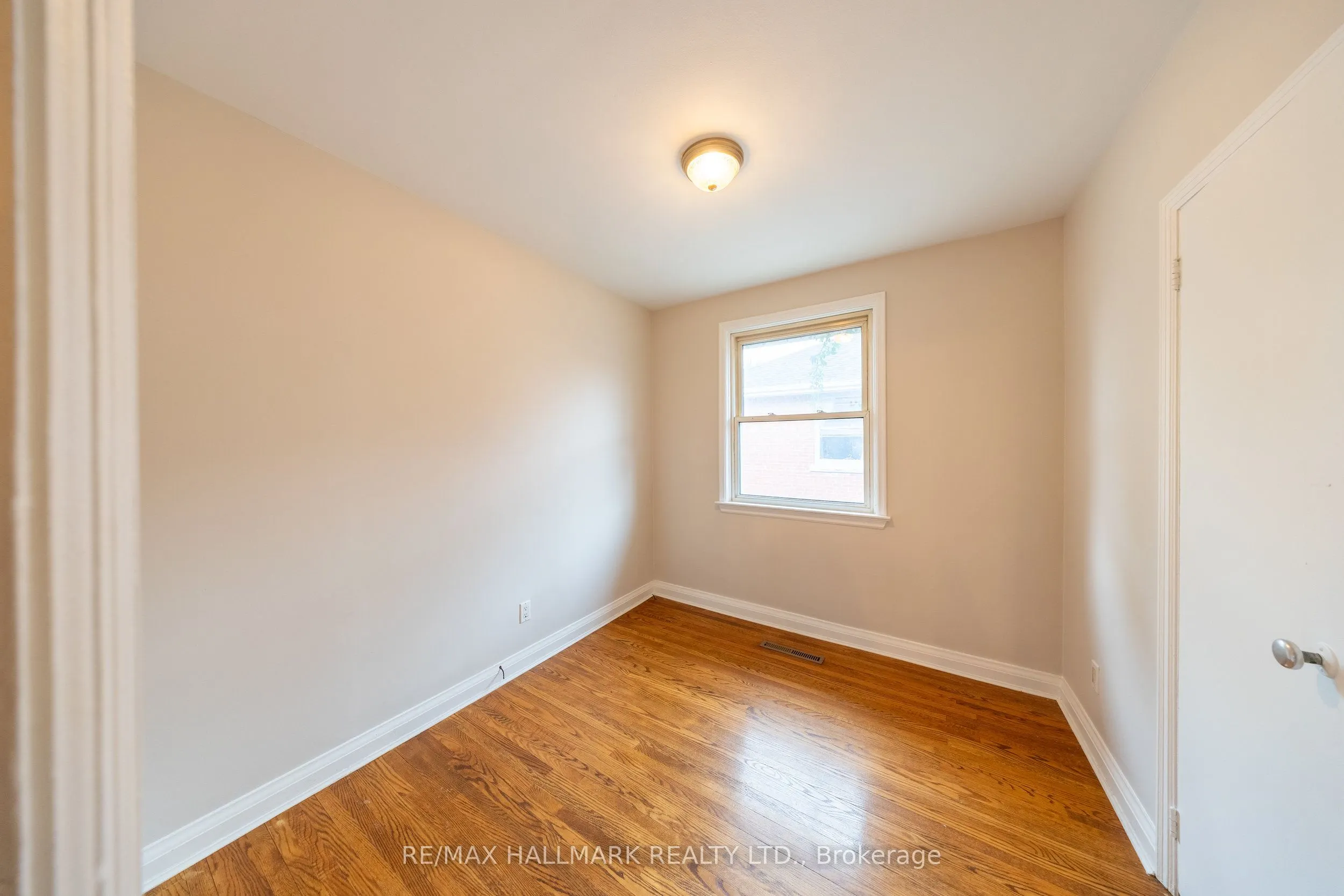 260 Farewell Avenue