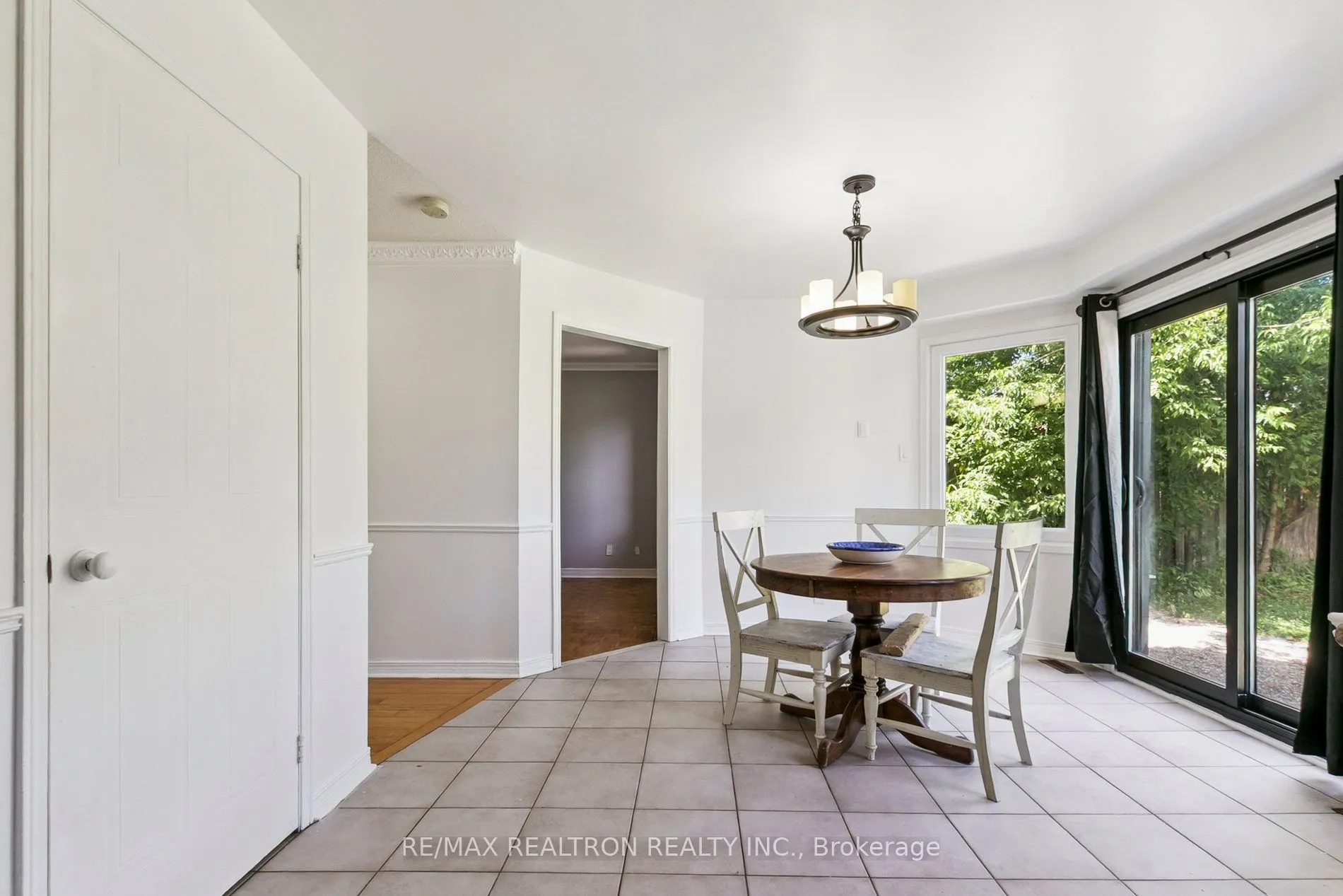 582 Strouds Lane
