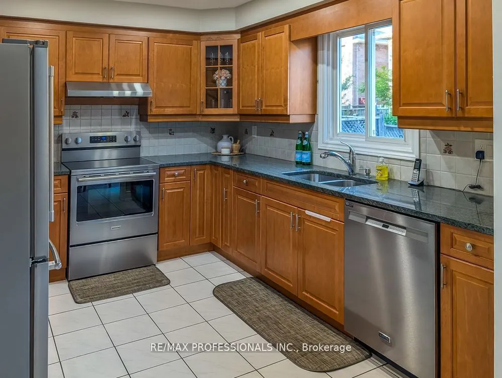 17 Lavery Trail
