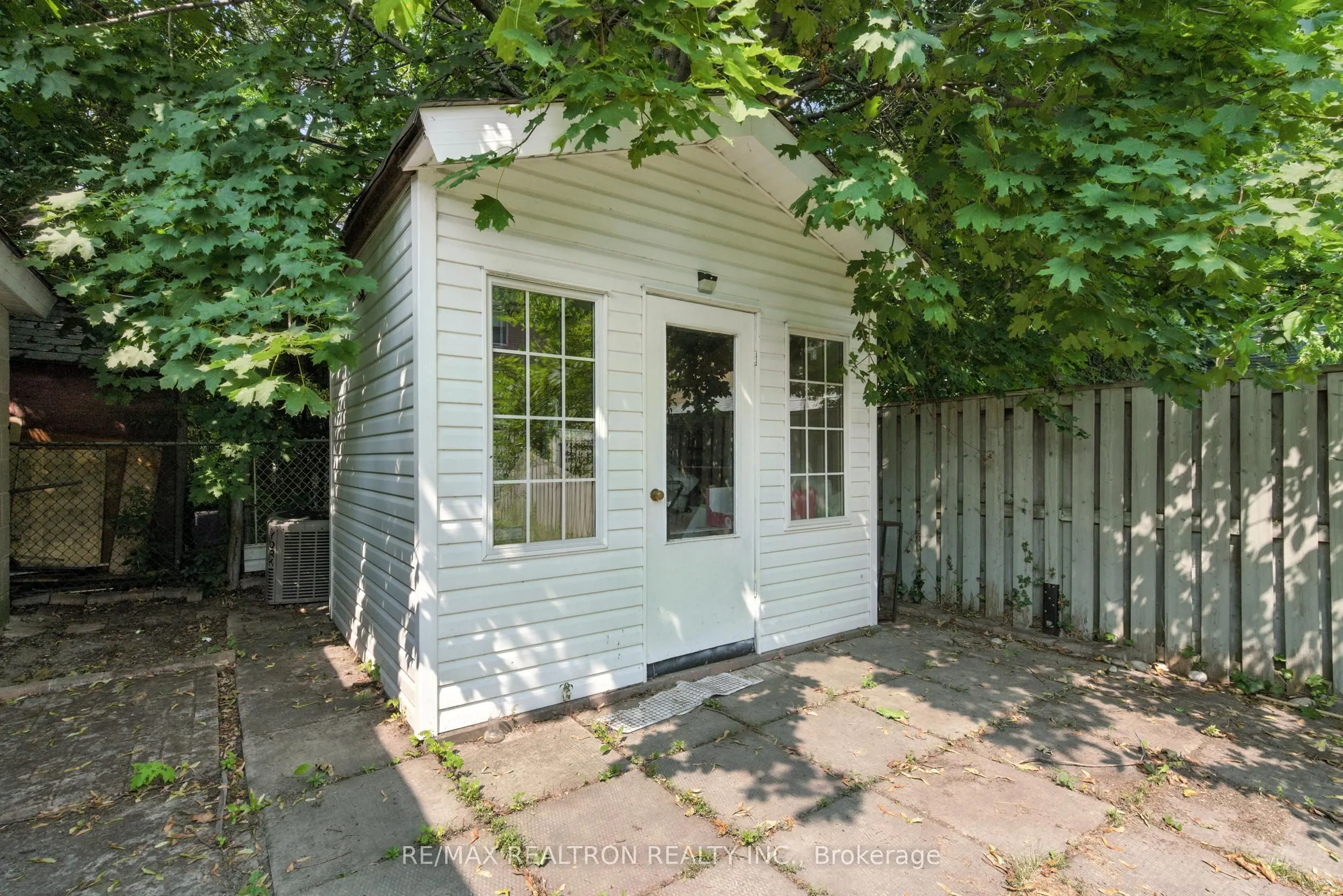 498 Midland Avenue