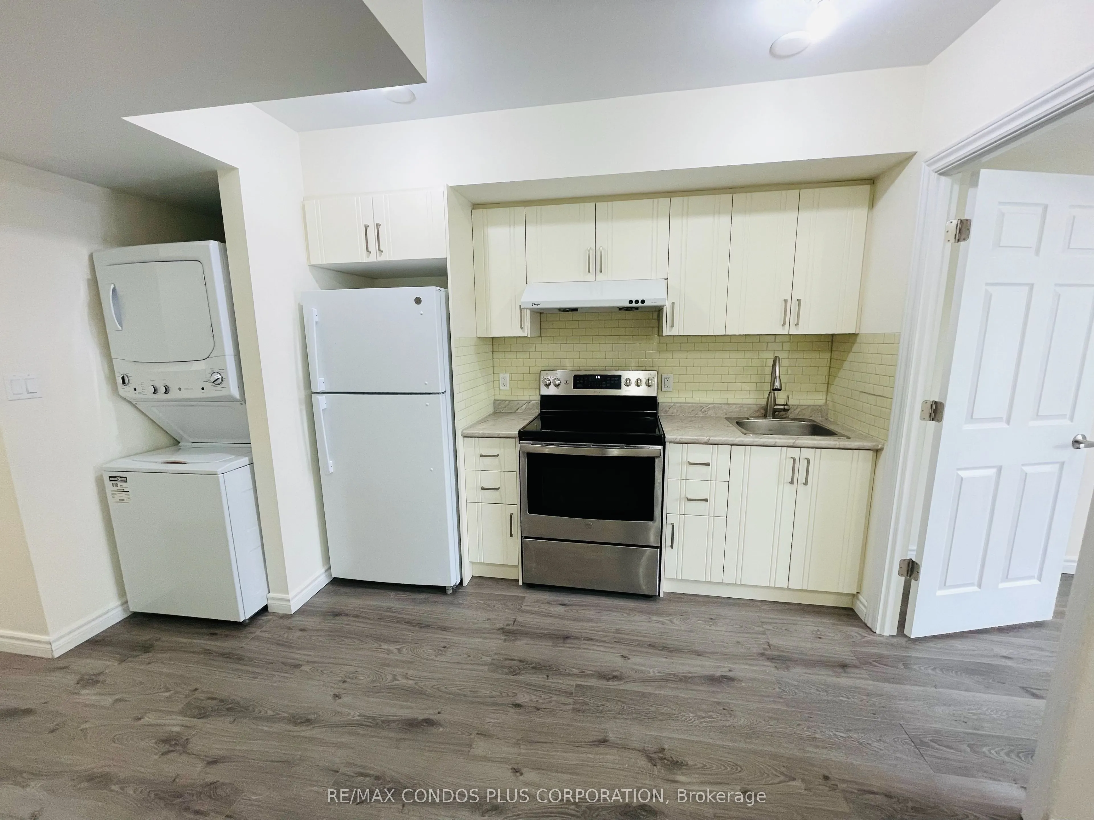 721 Danforth Avenue, #2B