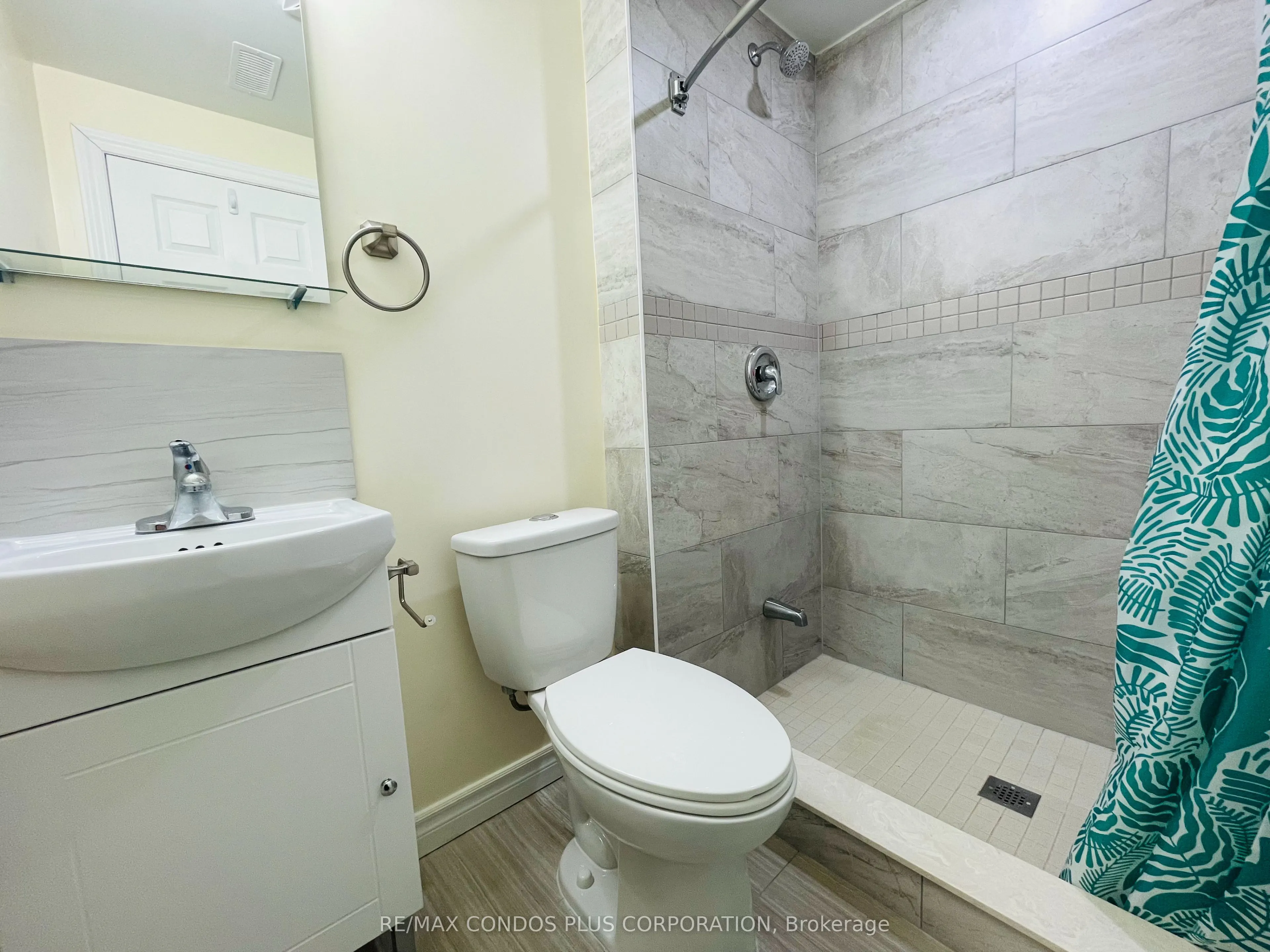 721 Danforth Avenue, #2B