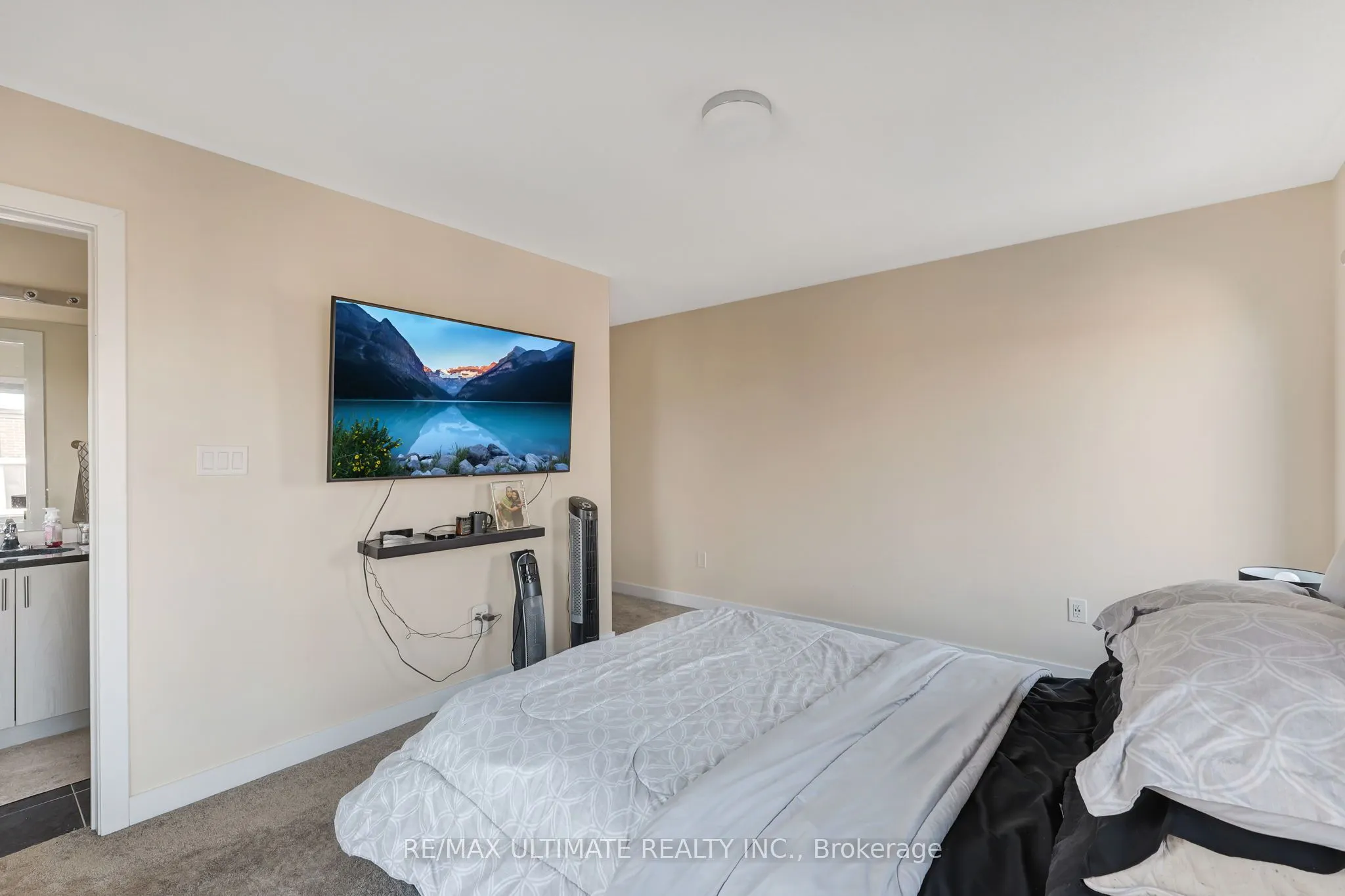 2632 Castlegate Crossing Drive