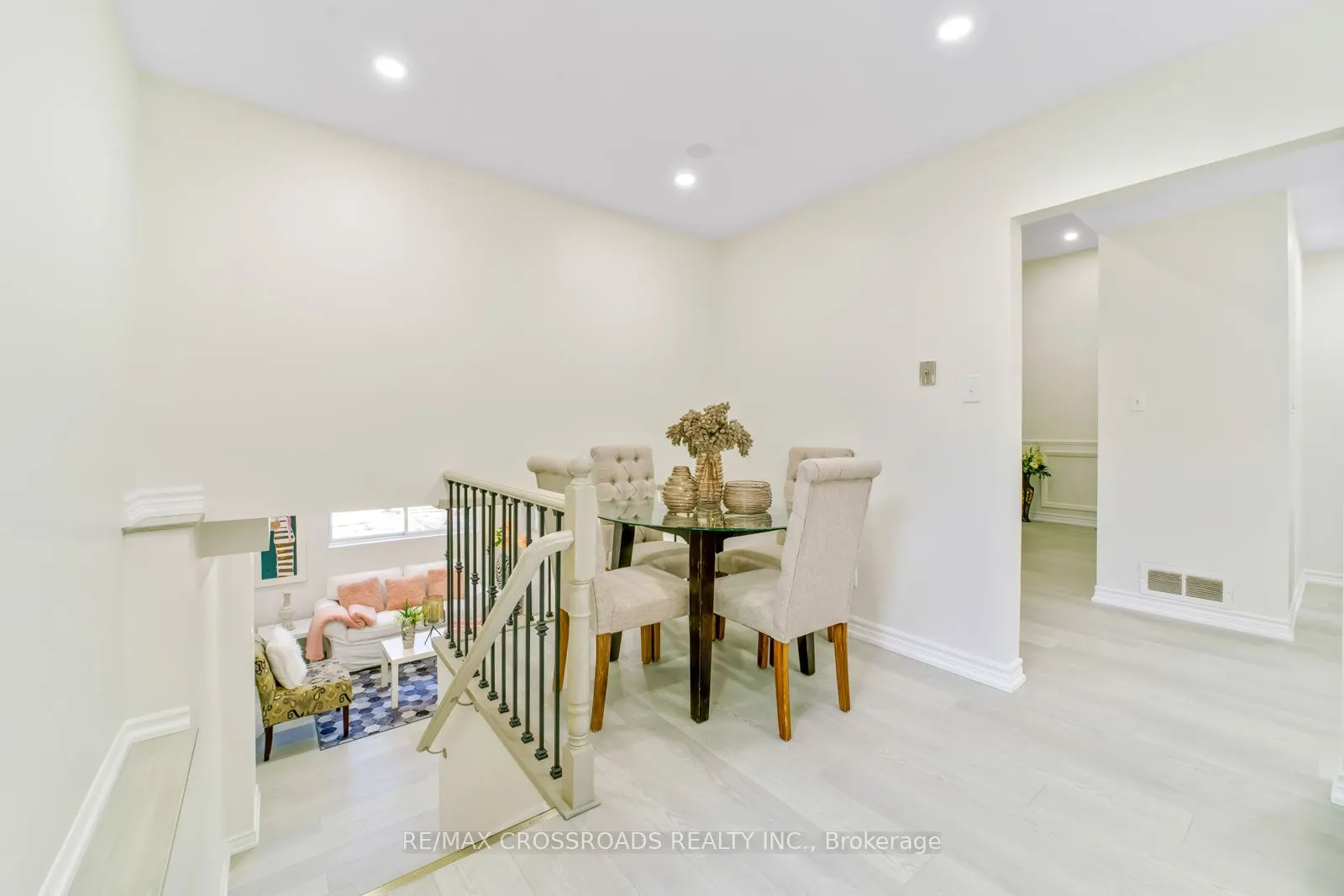 20 Deerpark Crescent