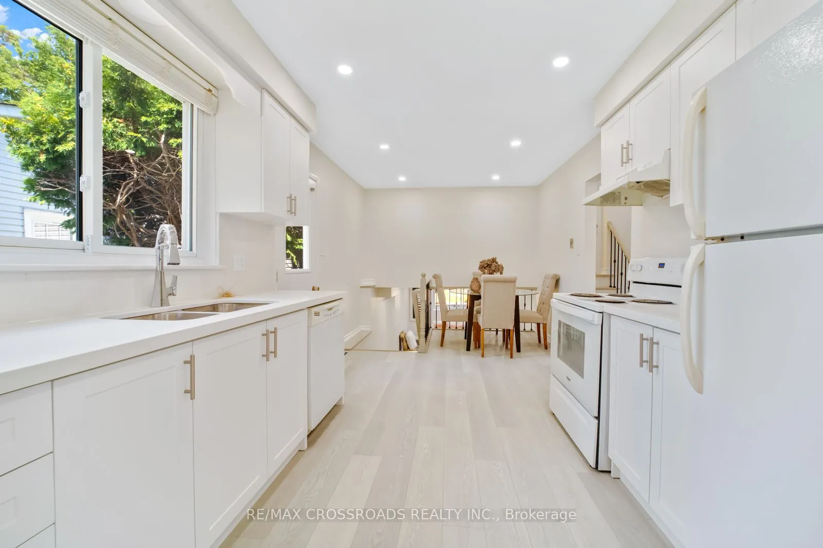 20 Deerpark Crescent
