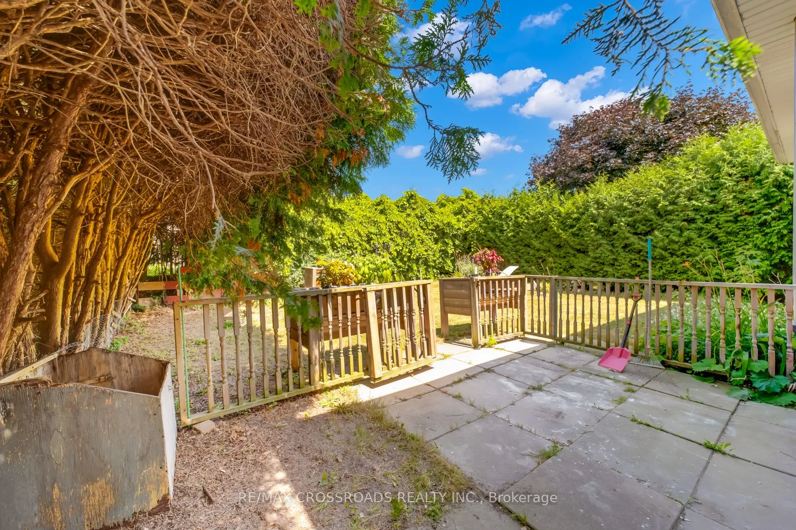 20 Deerpark Crescent