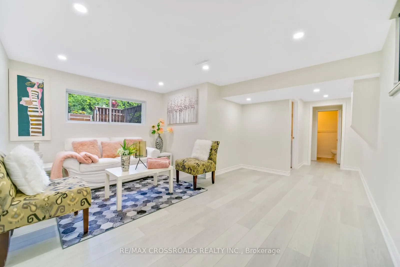 20 Deerpark Crescent