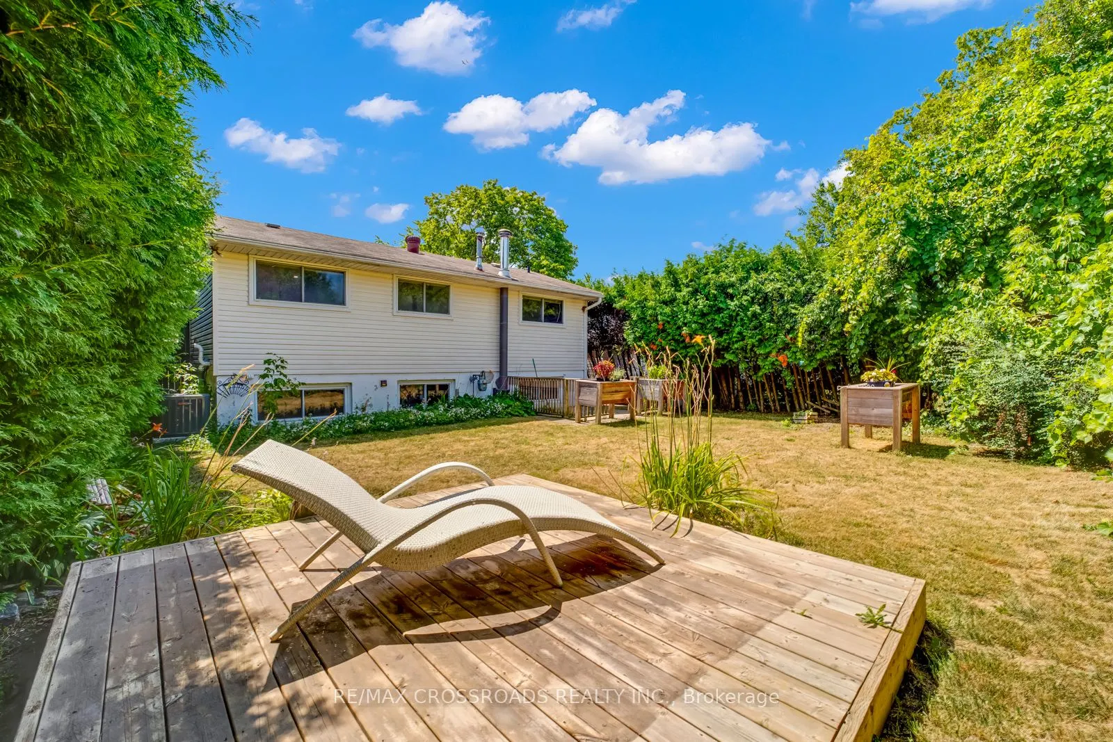 20 Deerpark Crescent