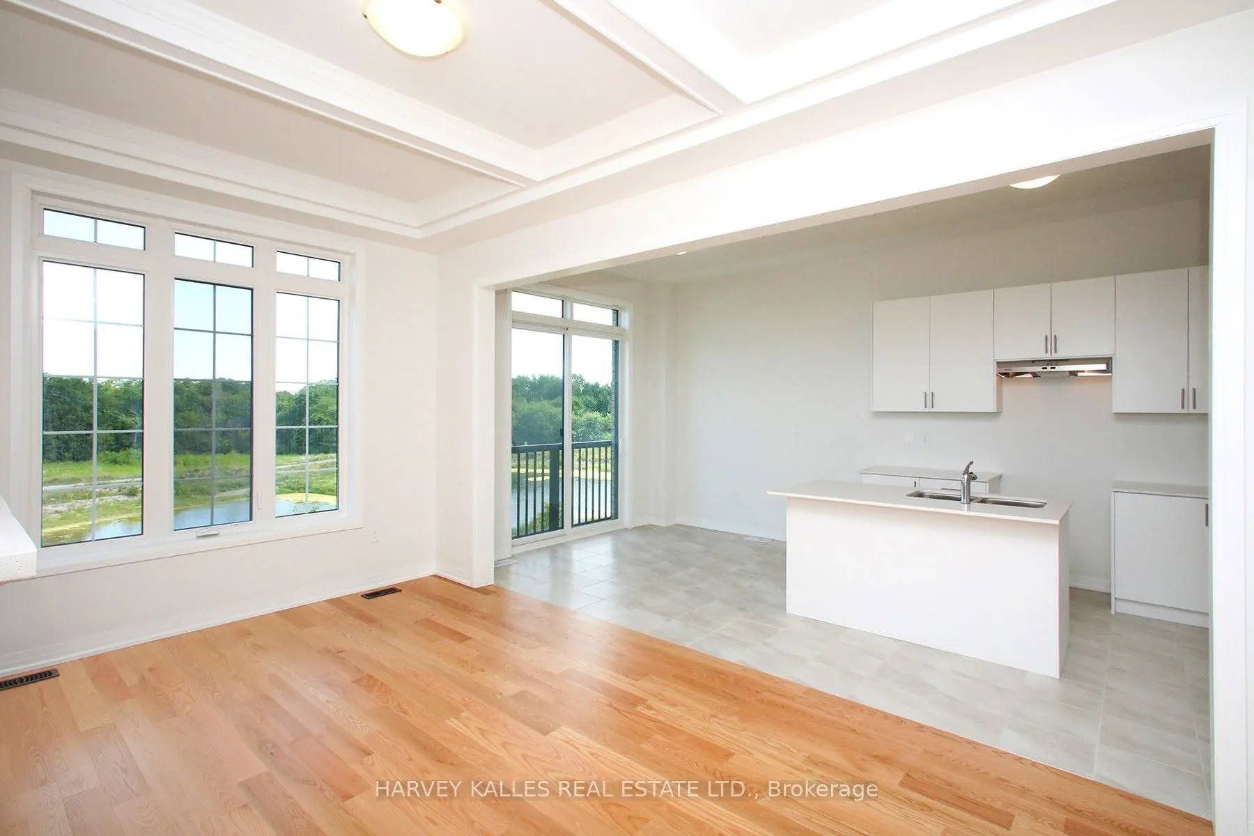 1077 Zircon Manor