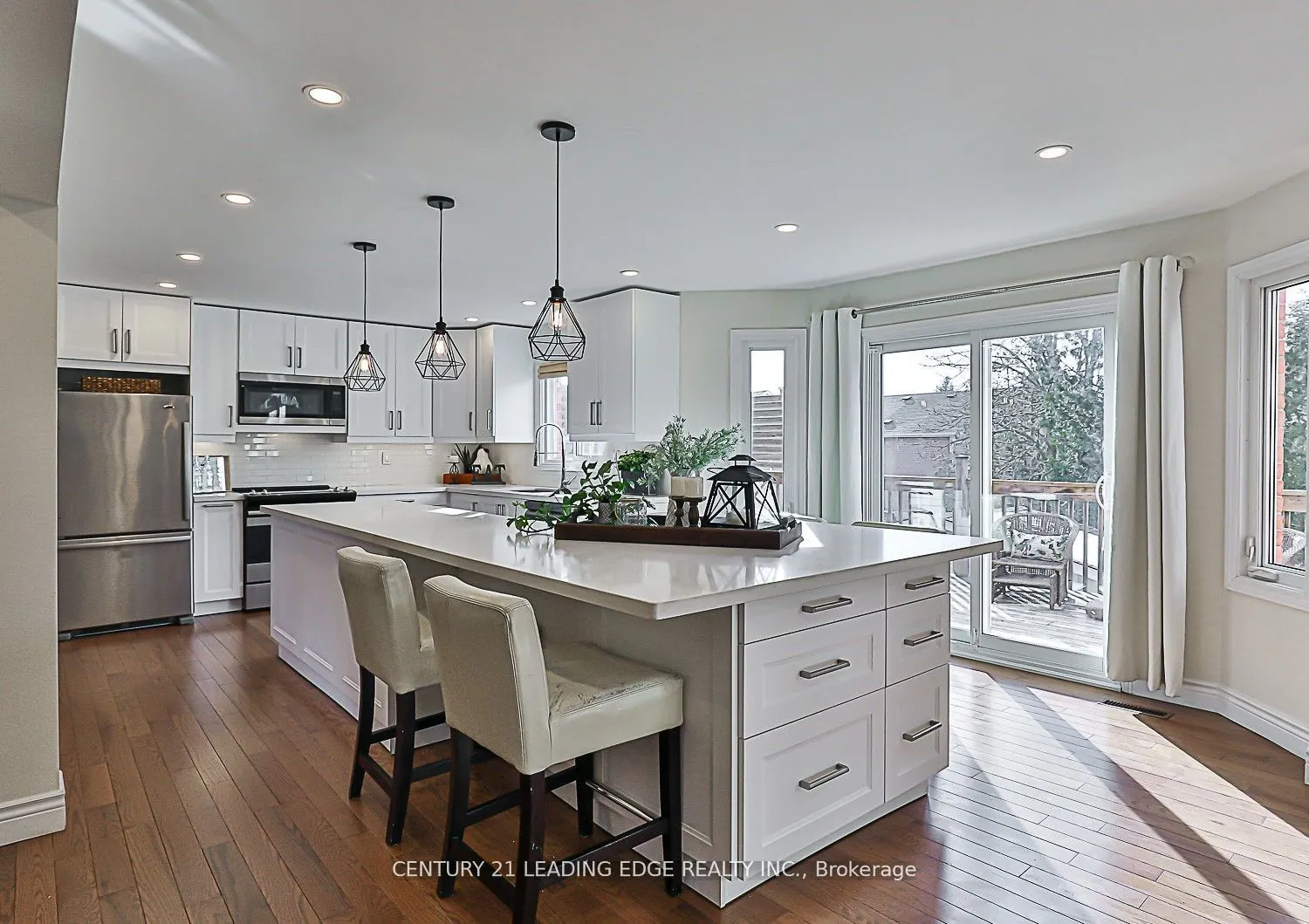 724 Barnes Crescent