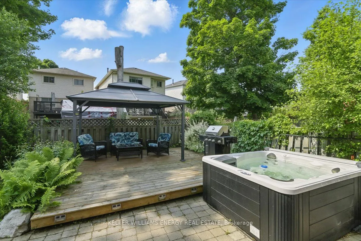 89 Yorkville Drive