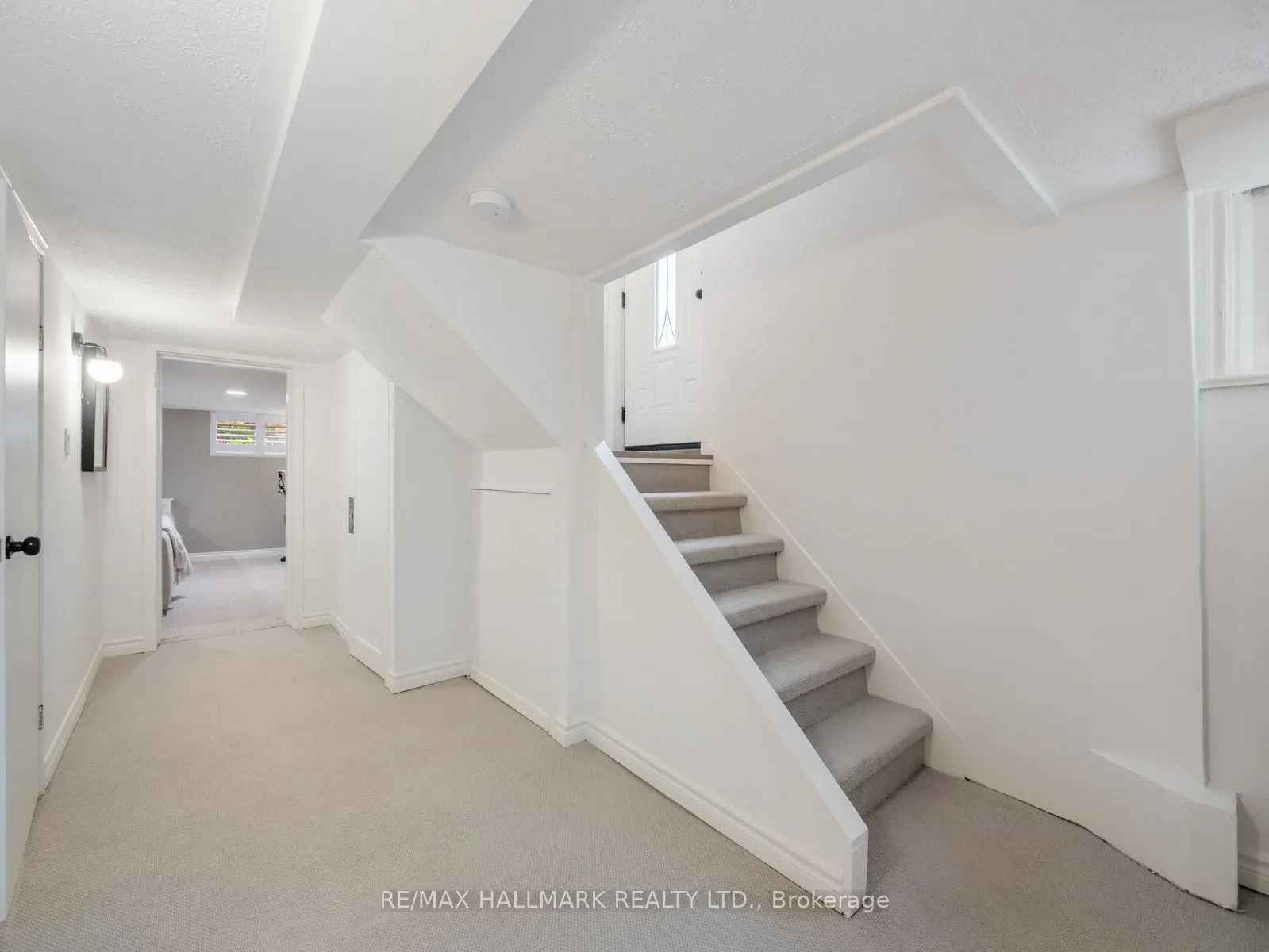 45 Hunt Club Drive