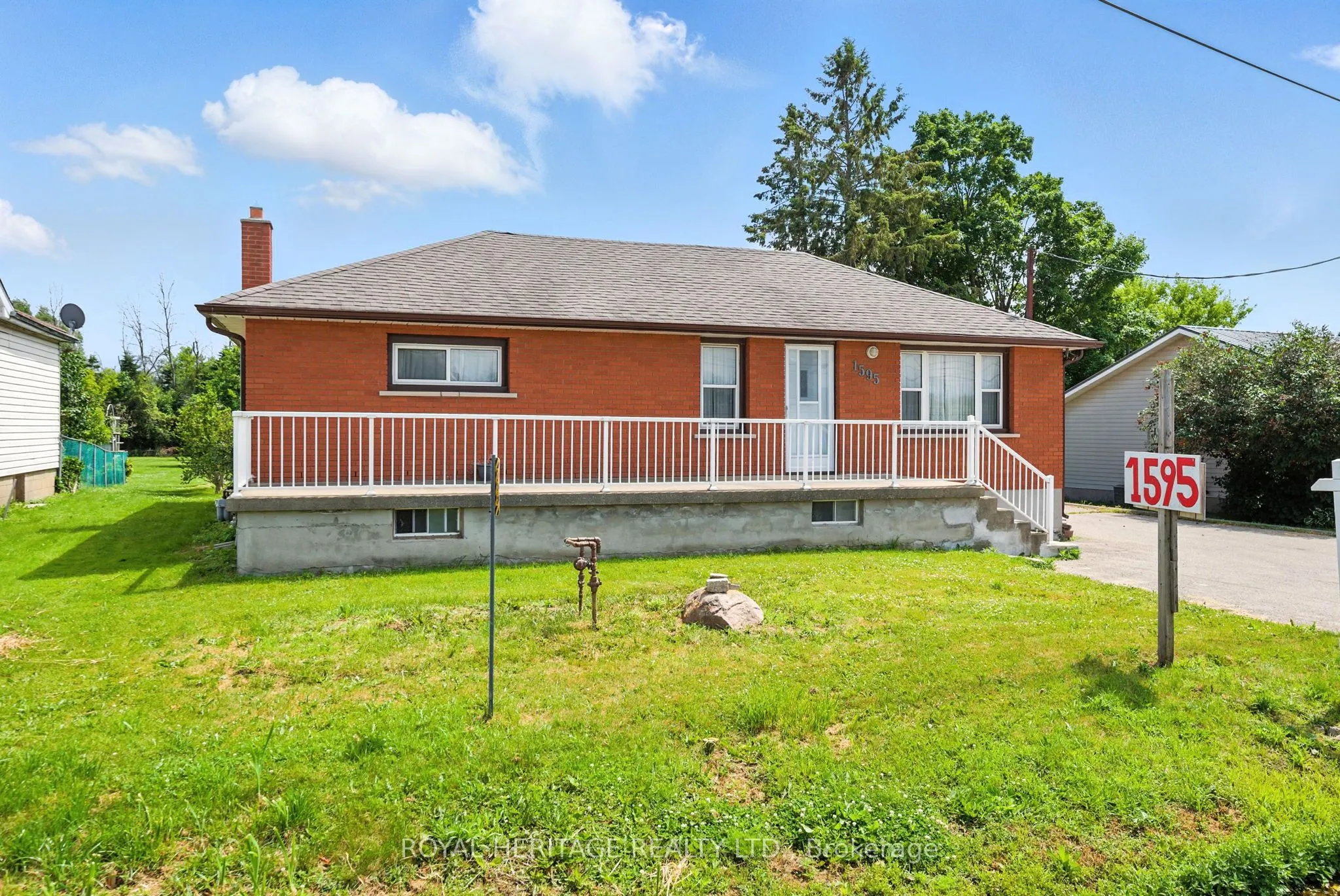 1595 Taunton Road