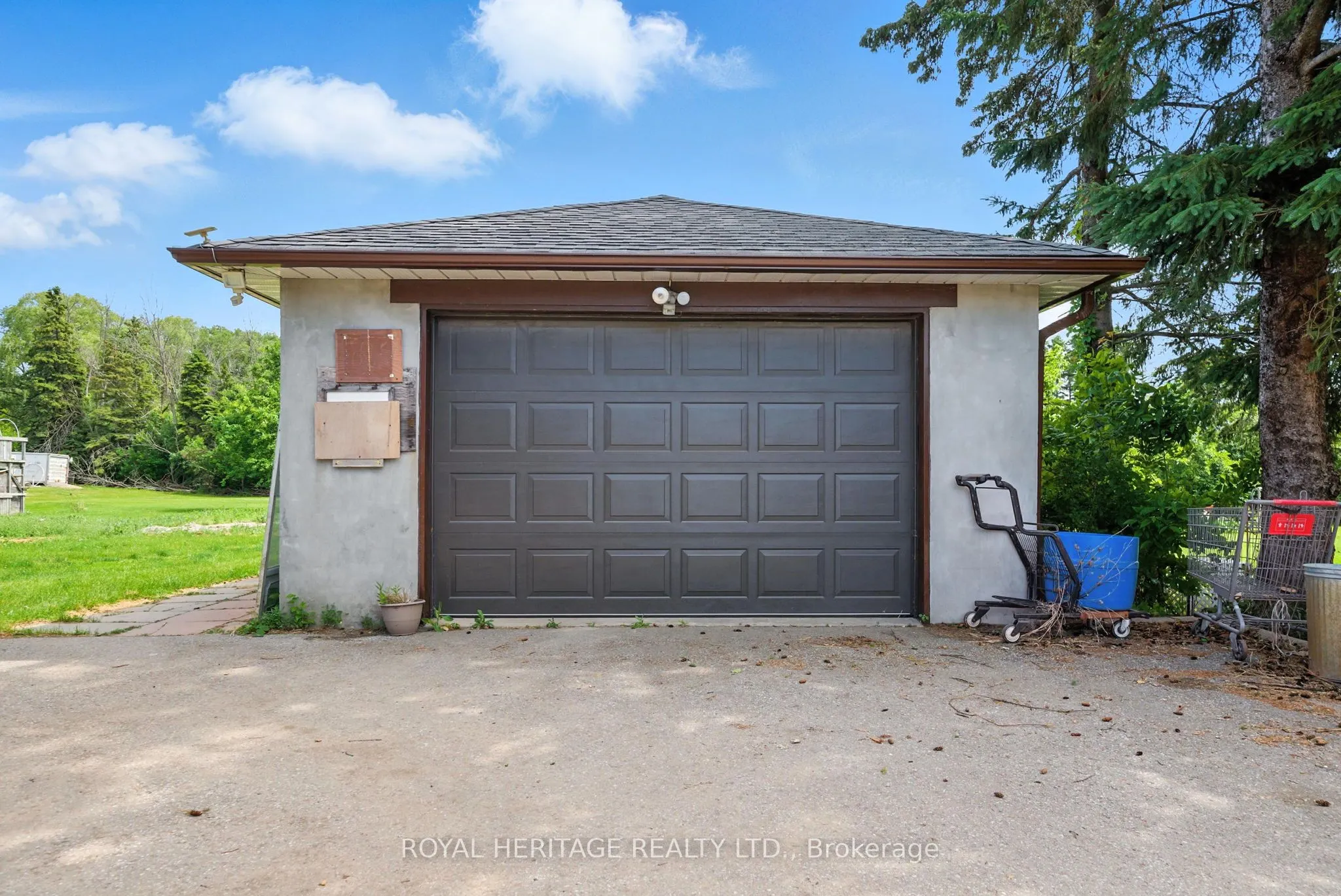 1595 Taunton Road